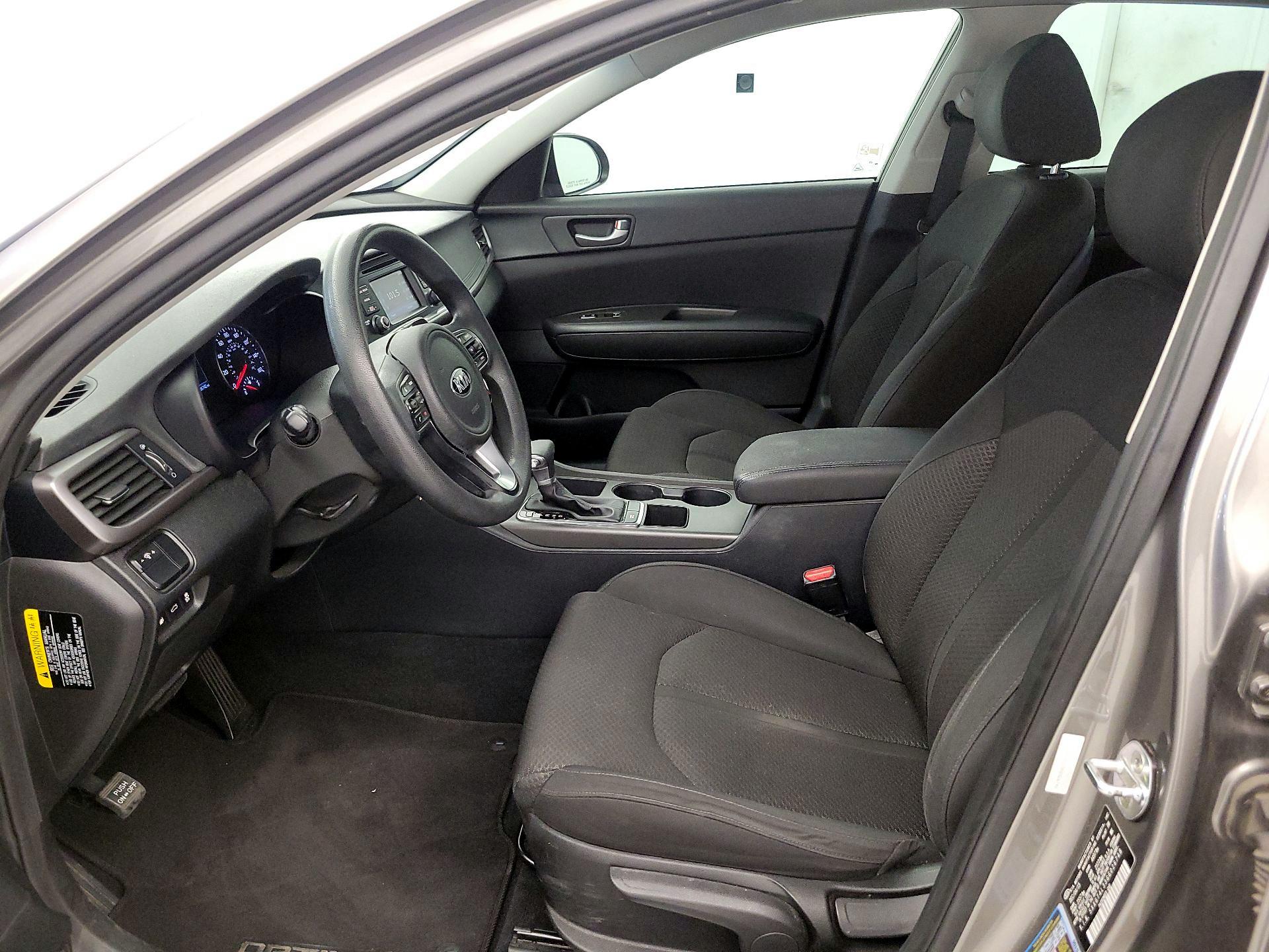 Thumbnail: 2016 Kia Optima - 11