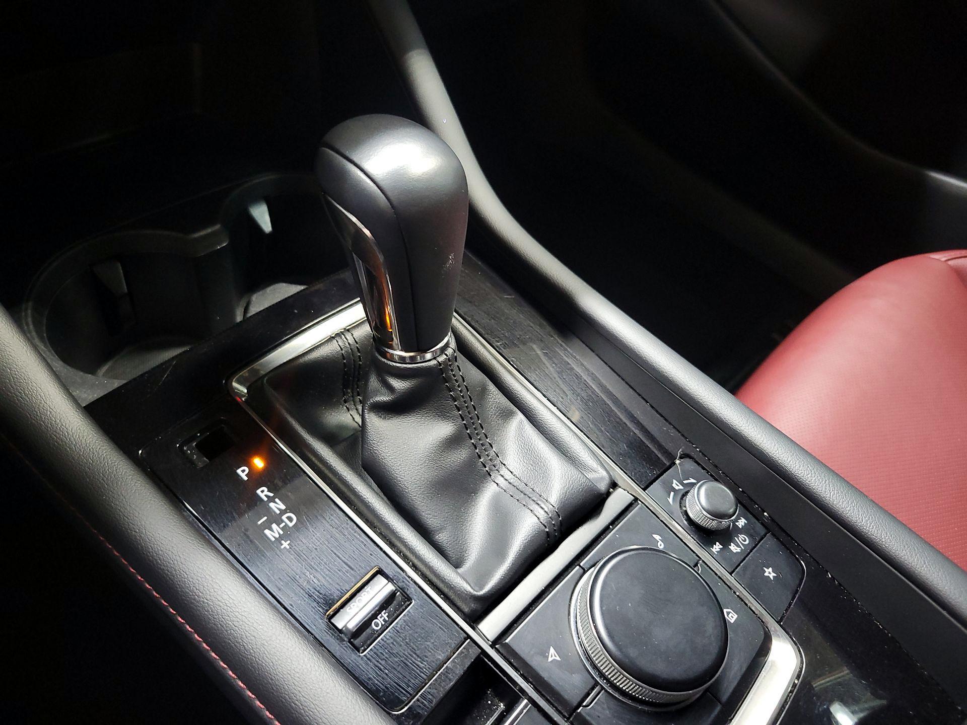 Thumbnail: 2023 Mazda Mazda3 - 17