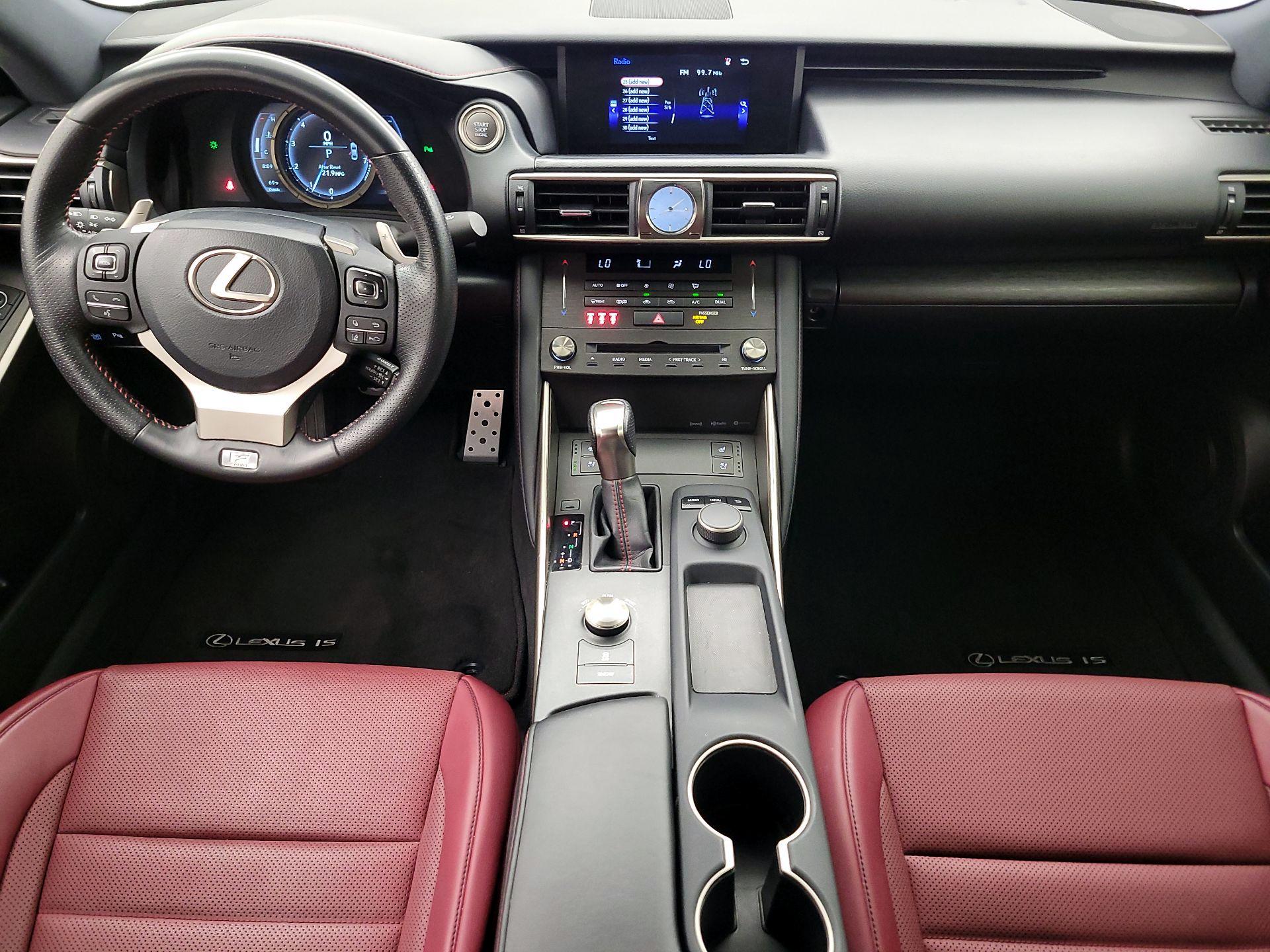Thumbnail: 2019 Lexus IS - 9