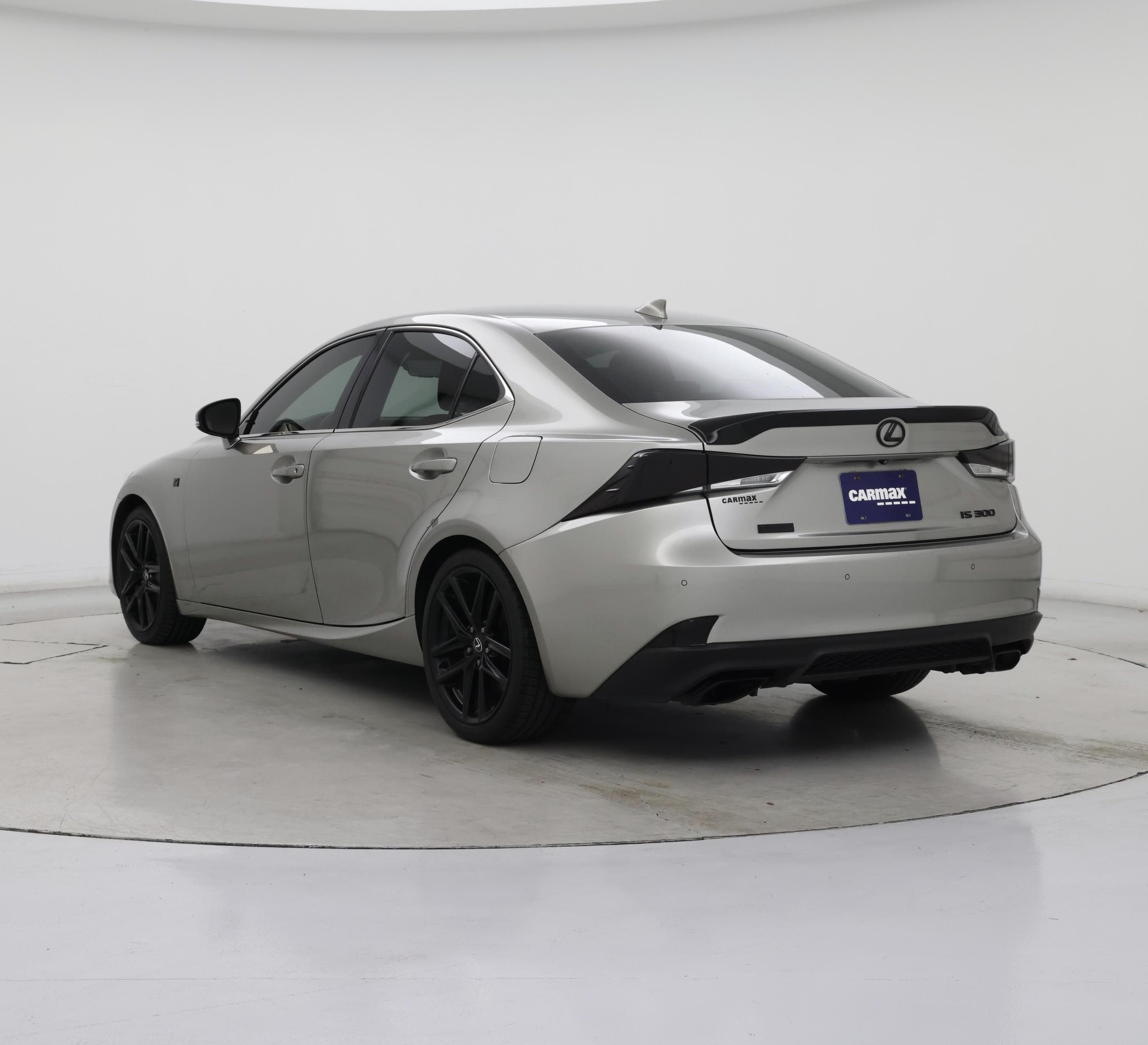 Thumbnail: 2019 Lexus IS - 2