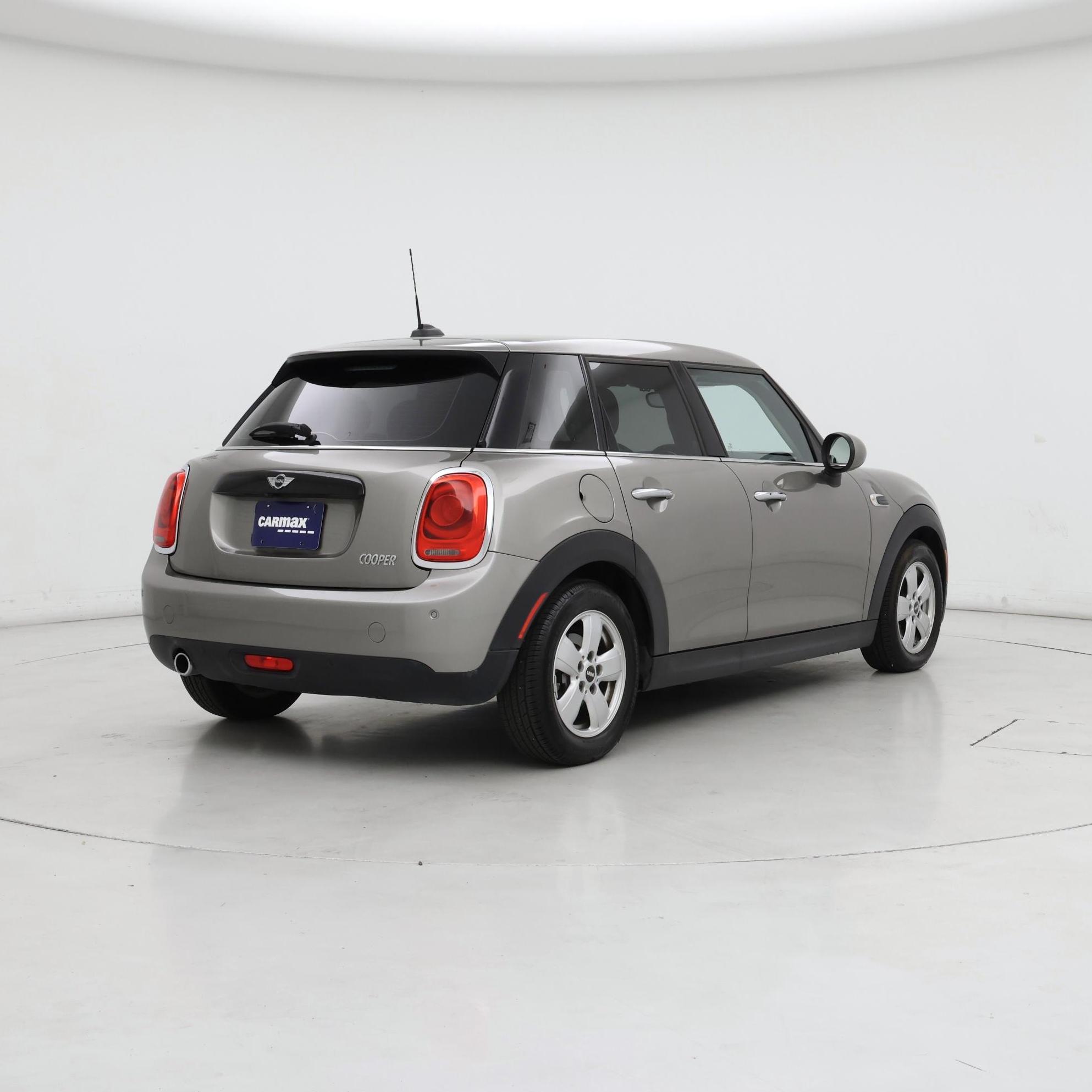 Thumbnail: 2018 MINI Cooper Hardtop - 8