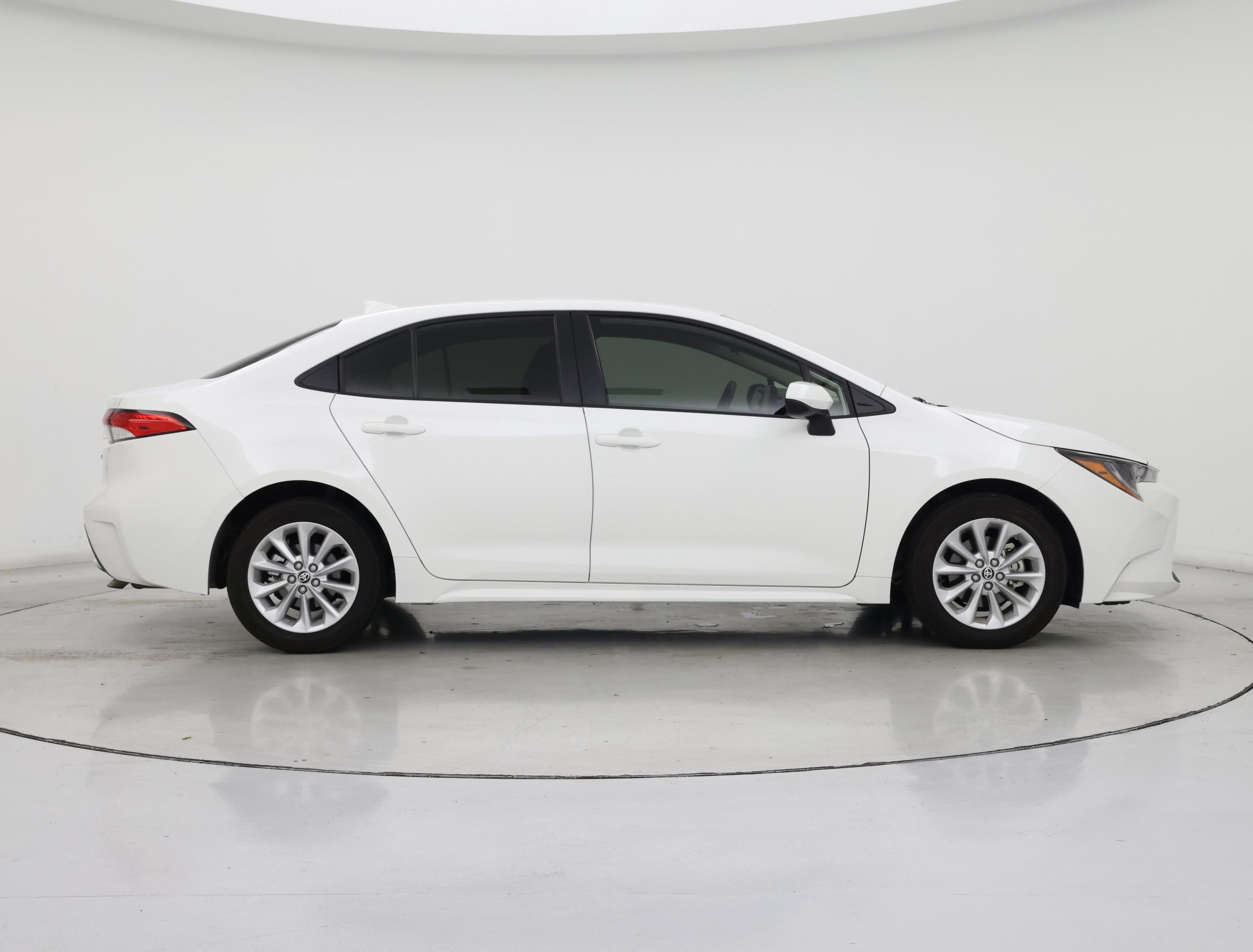 Thumbnail: 2022 Toyota Corolla - 7