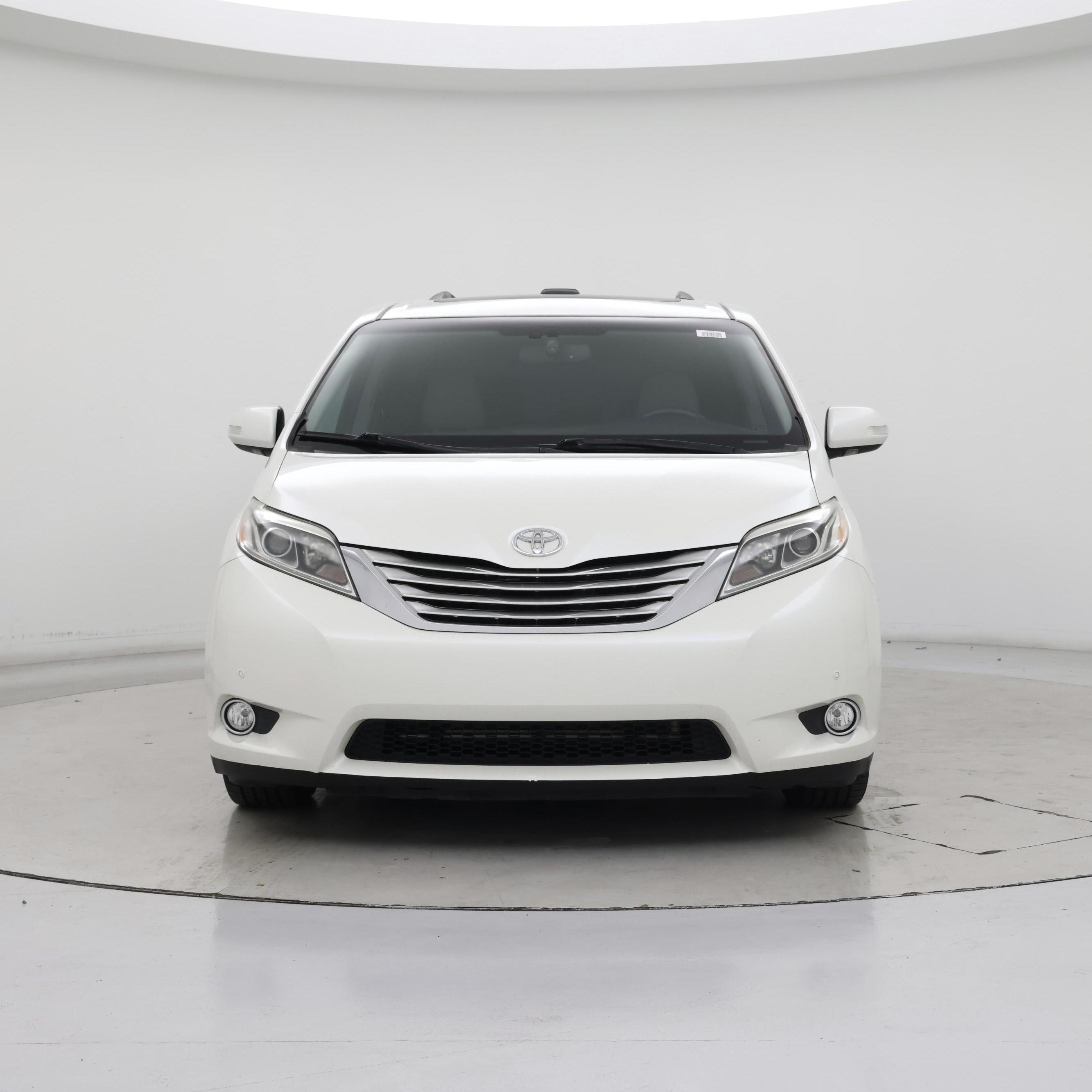 Thumbnail: 2016 Toyota Sienna - 5