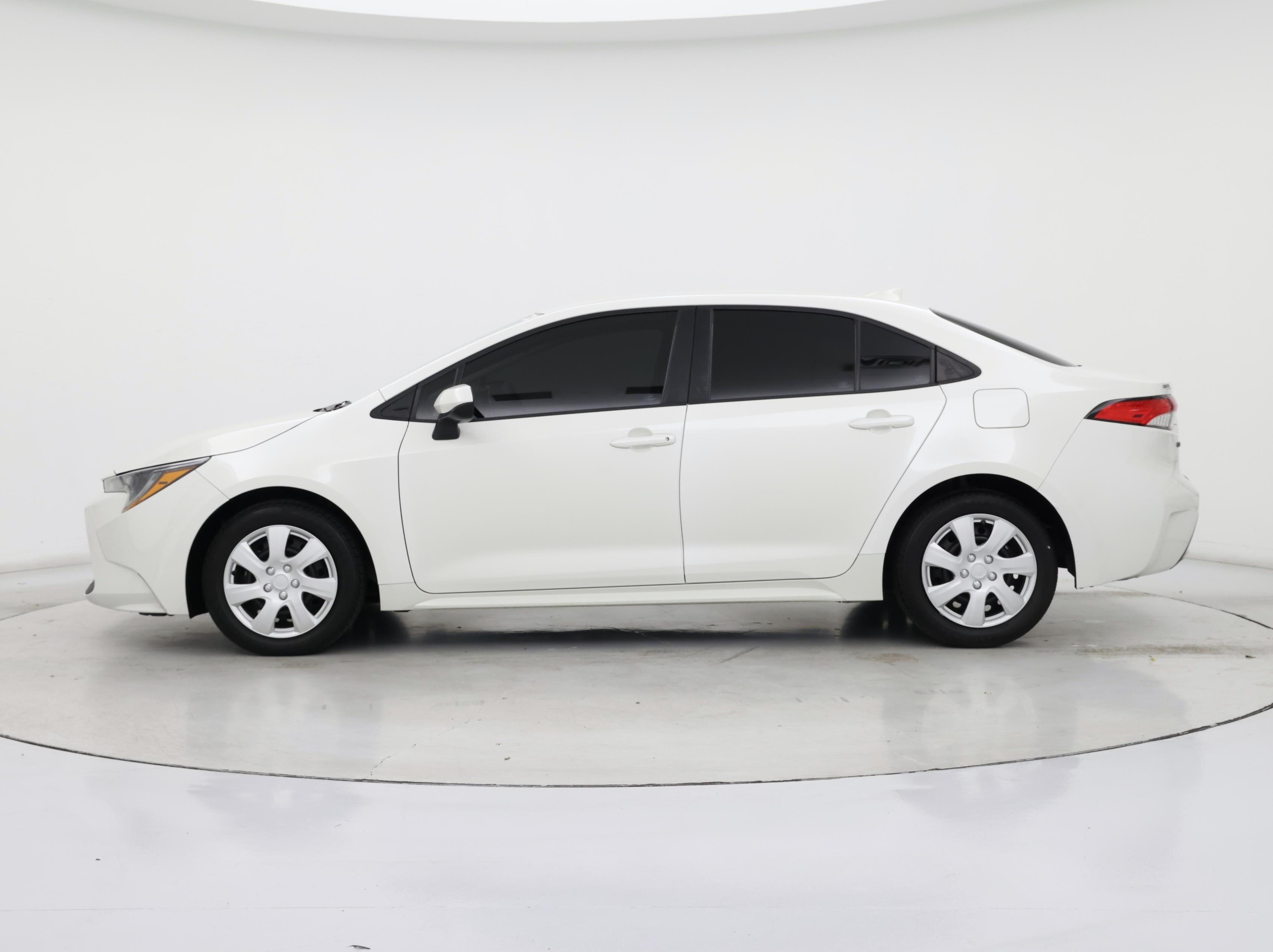 Thumbnail: 2021 Toyota Corolla - 3
