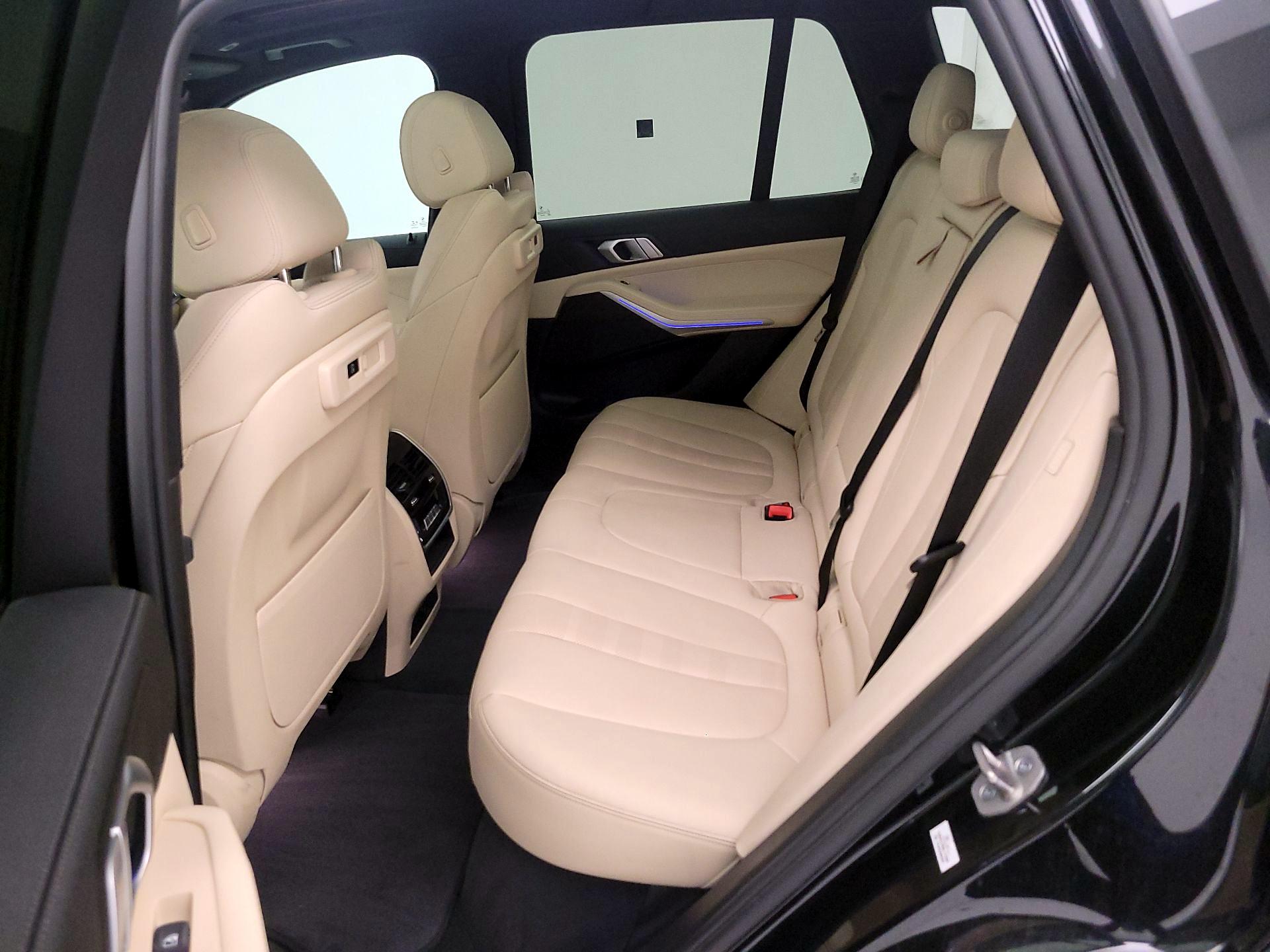 Thumbnail: 2021 BMW X5 - 19