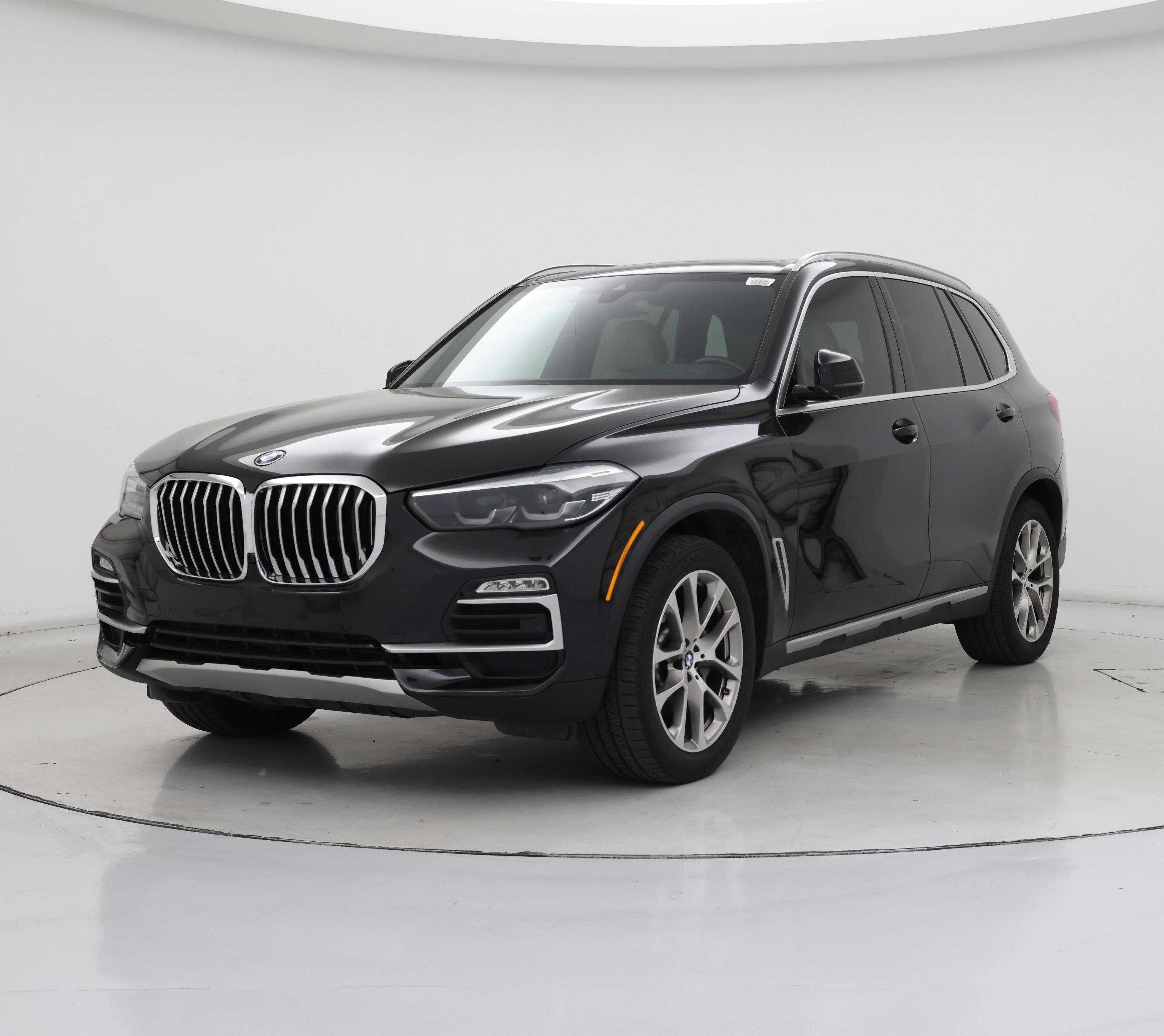 Thumbnail: 2021 BMW X5 - 4