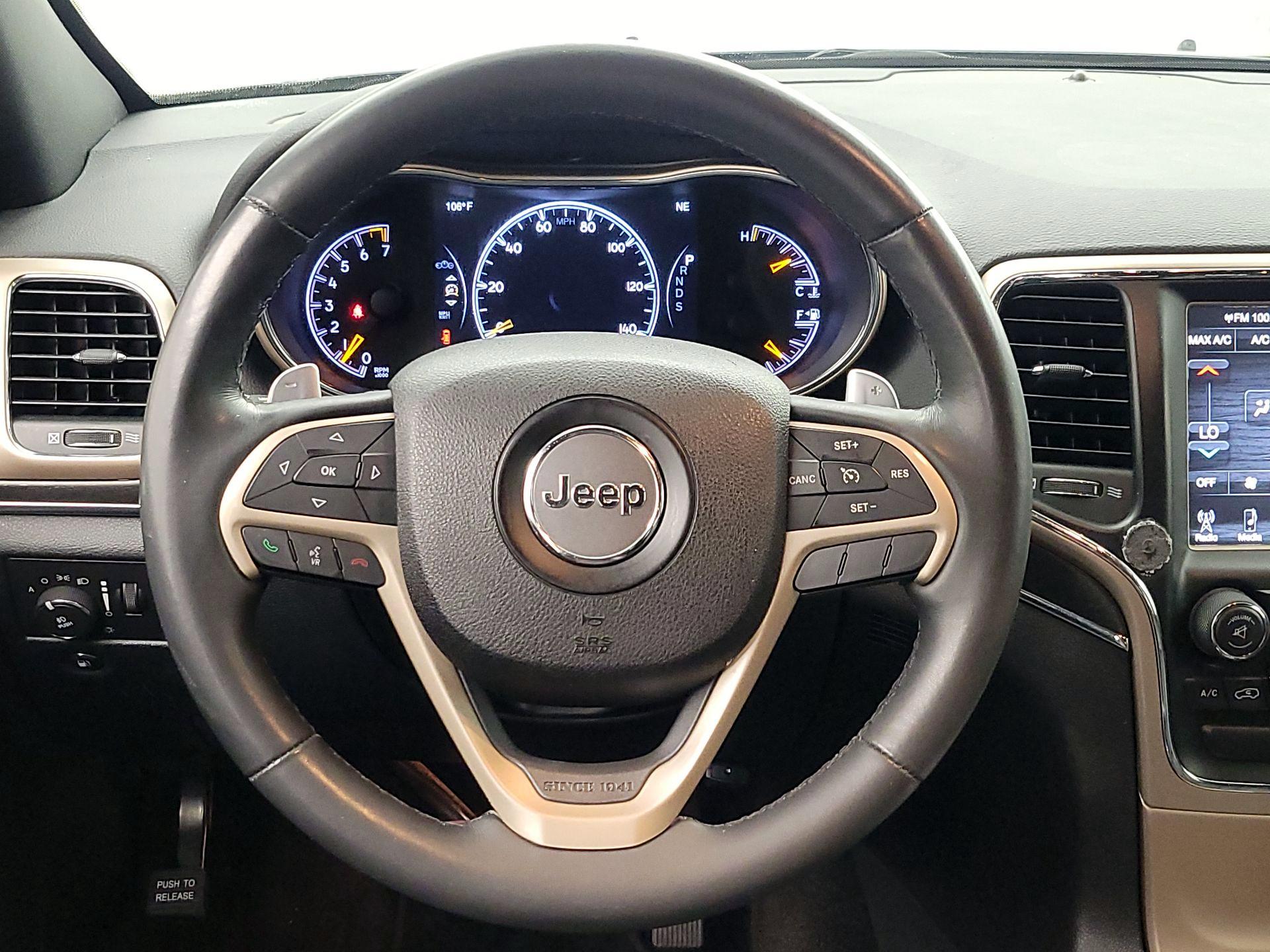 Thumbnail: 2015 Jeep Grand Cherokee - 10