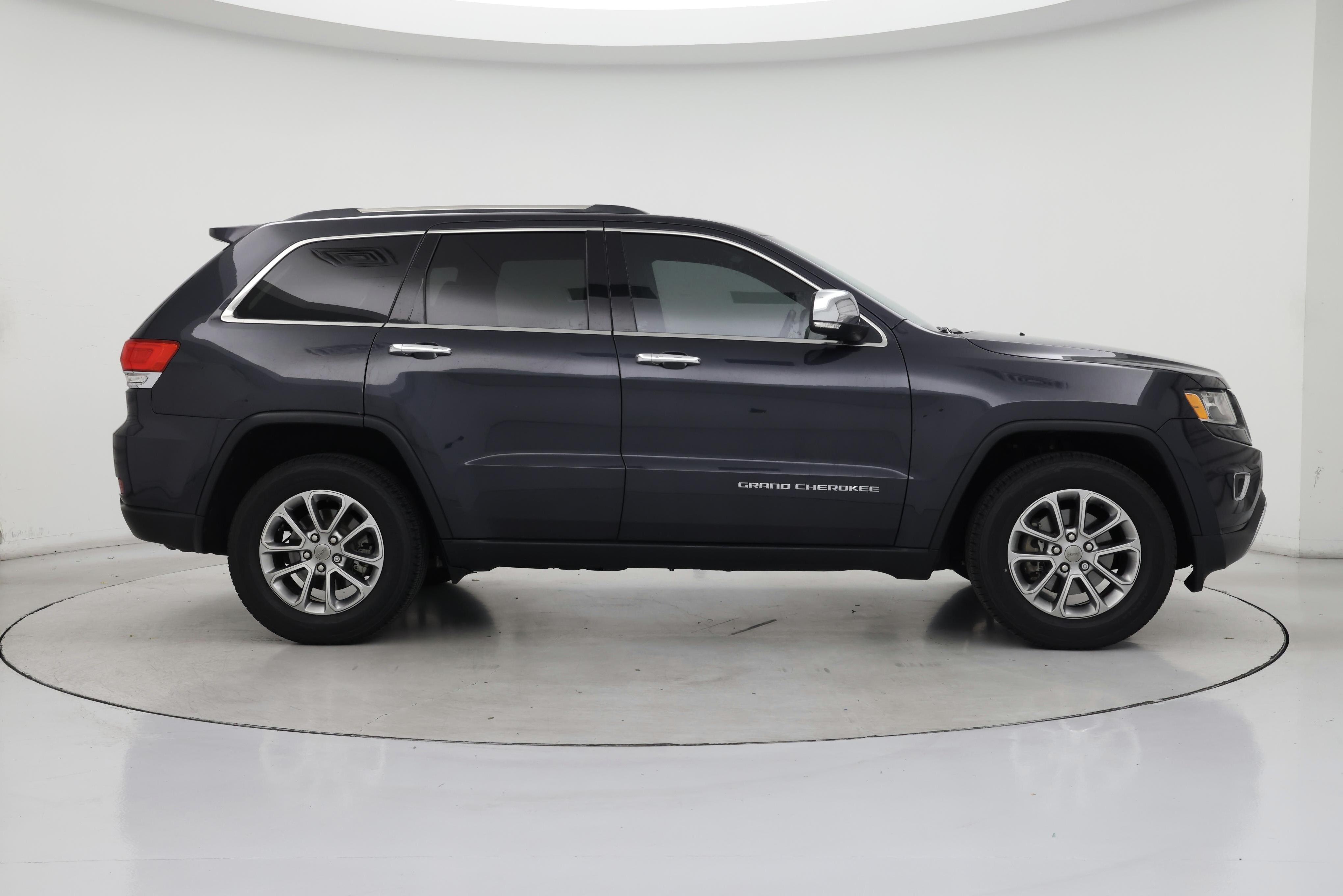 Thumbnail: 2015 Jeep Grand Cherokee - 7