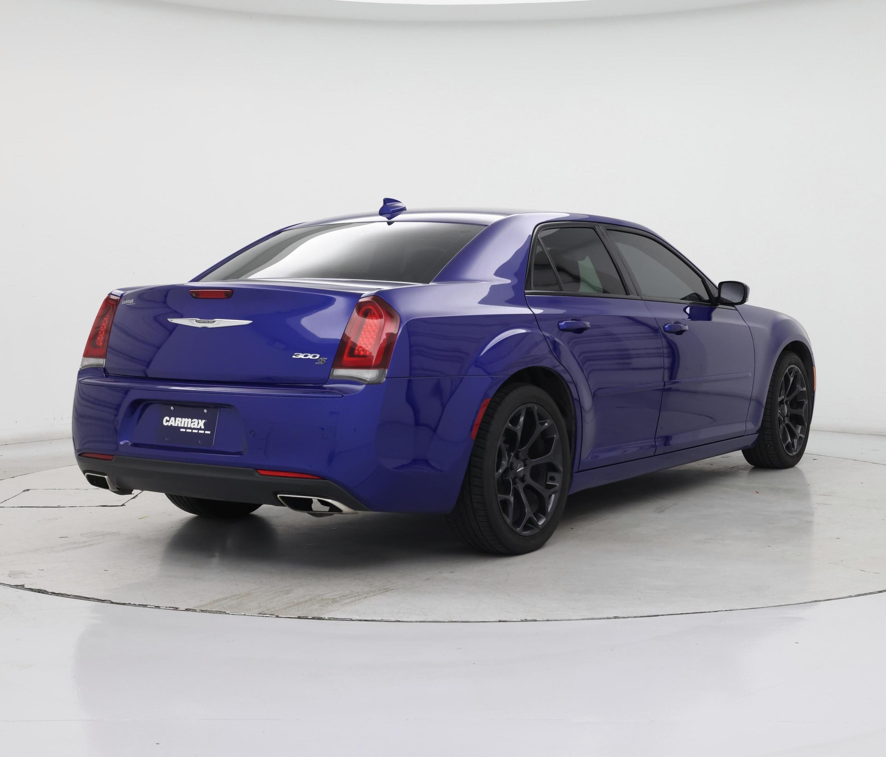 Thumbnail: 2019 Chrysler 300 - 8