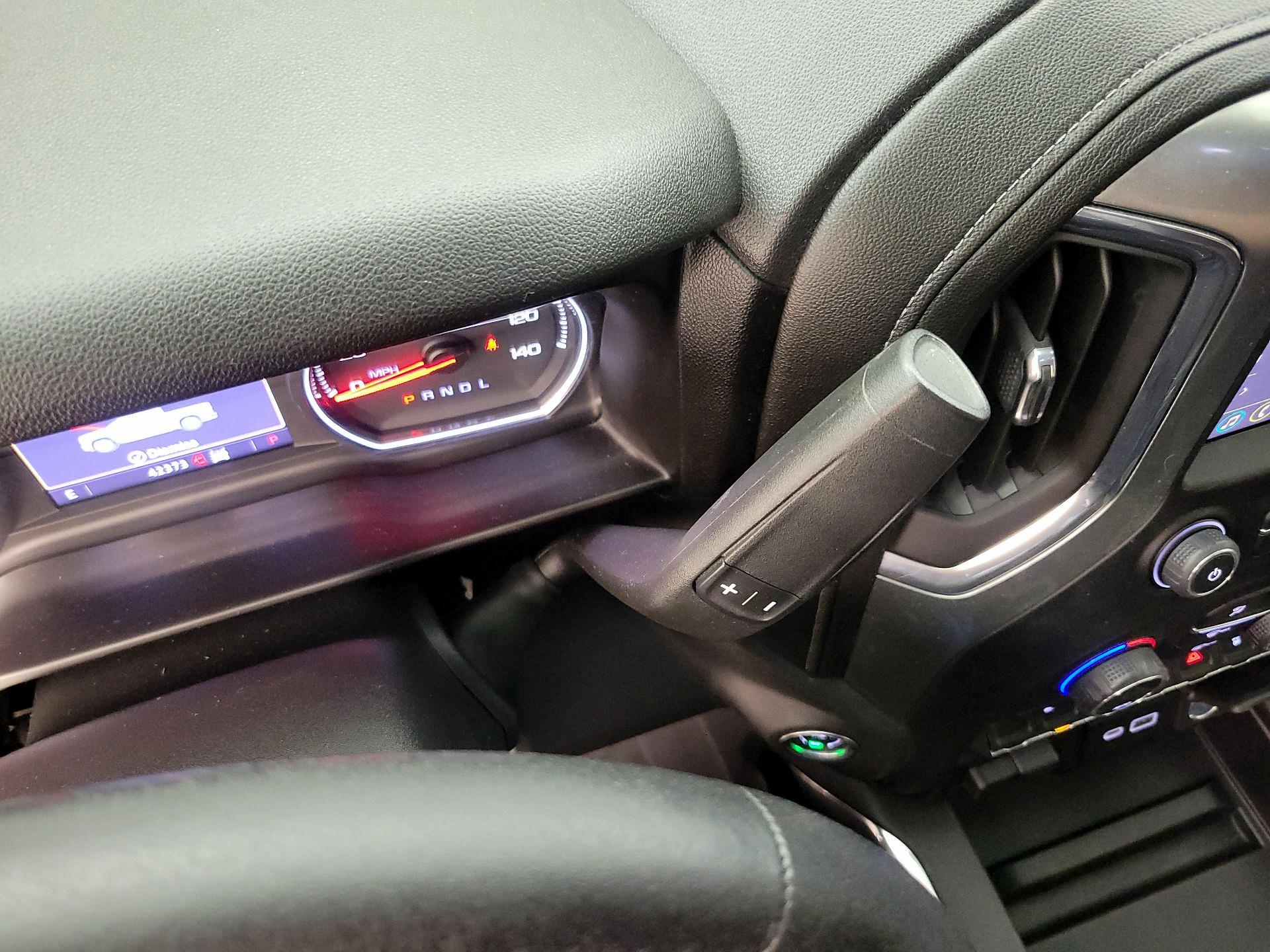 Thumbnail: 2019 Chevrolet Silverado 1500 - 17