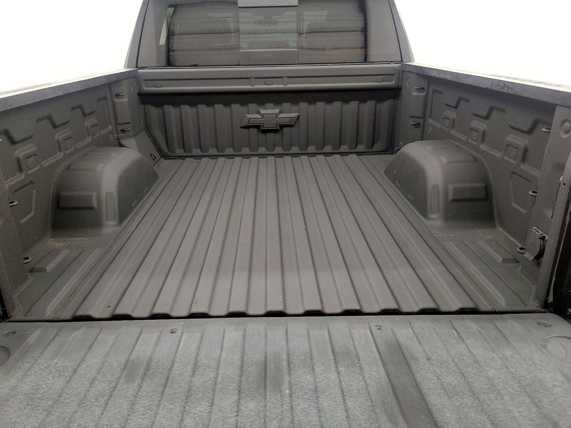 Thumbnail: 2019 Chevrolet Silverado 1500 - 20