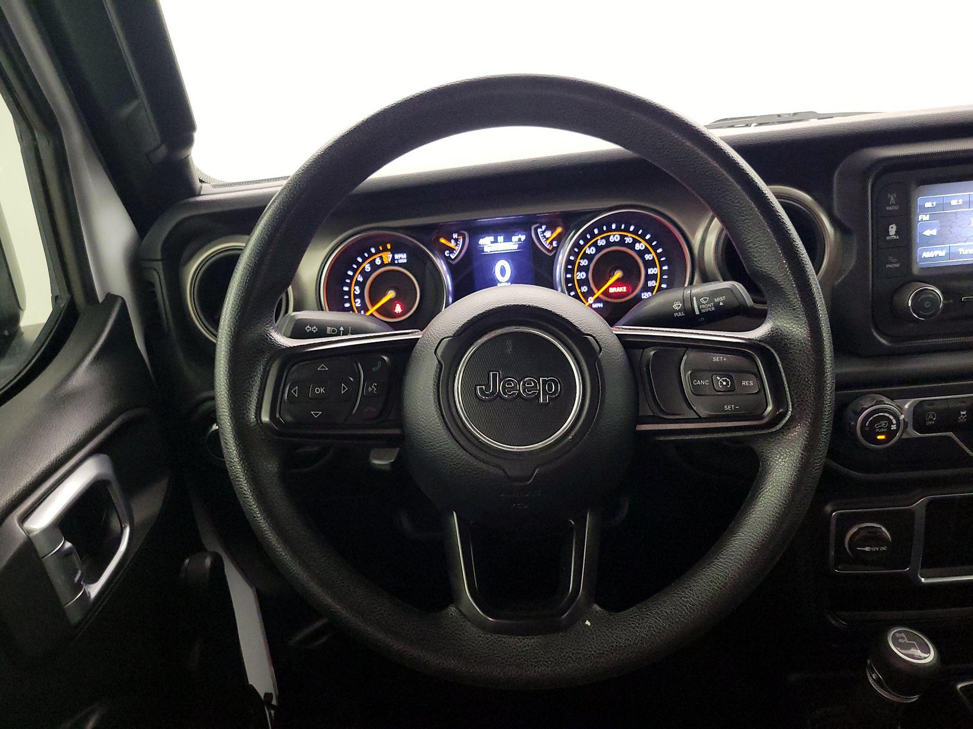 Thumbnail: 2019 Jeep Wrangler - 10