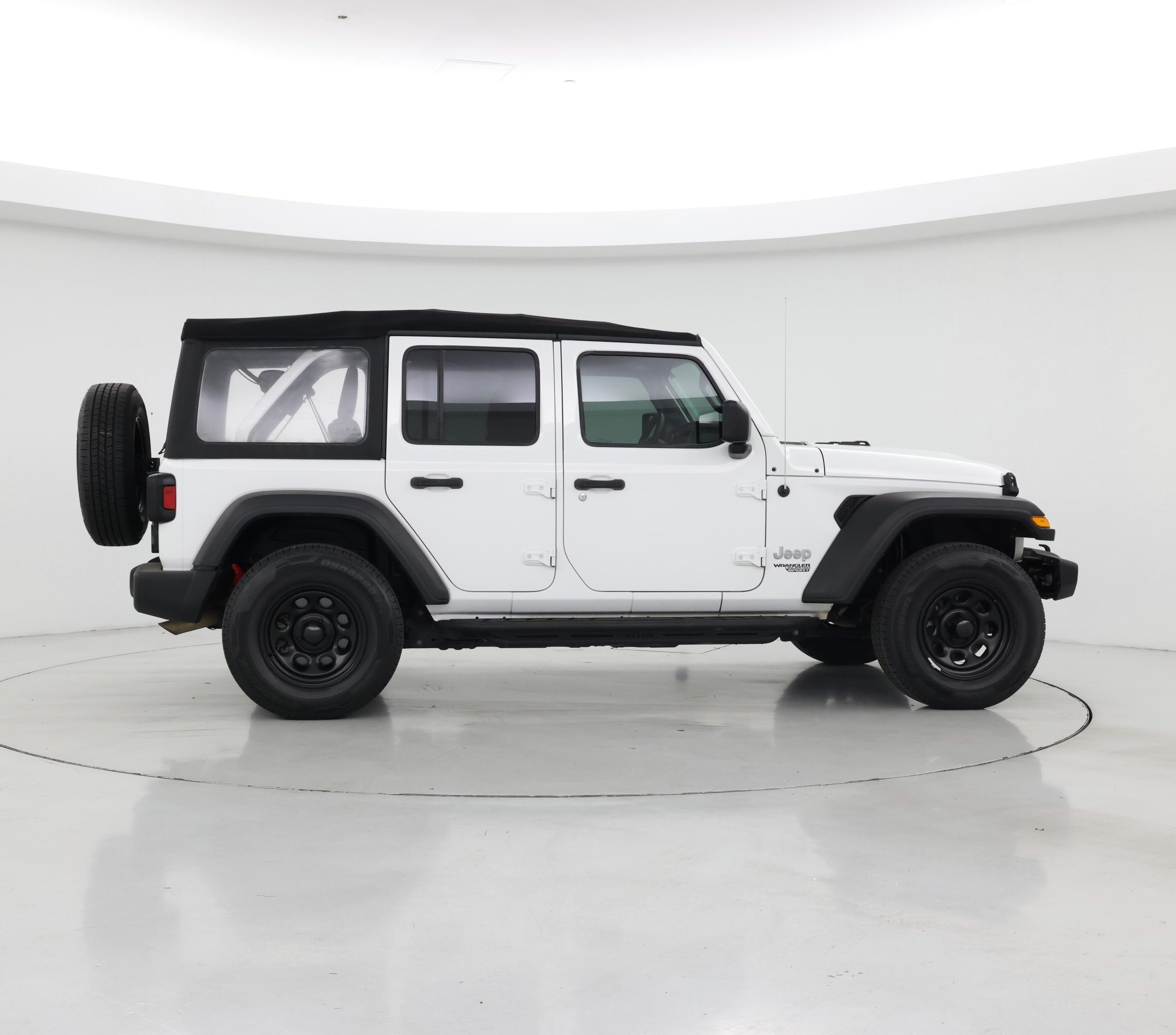 Thumbnail: 2019 Jeep Wrangler - 7