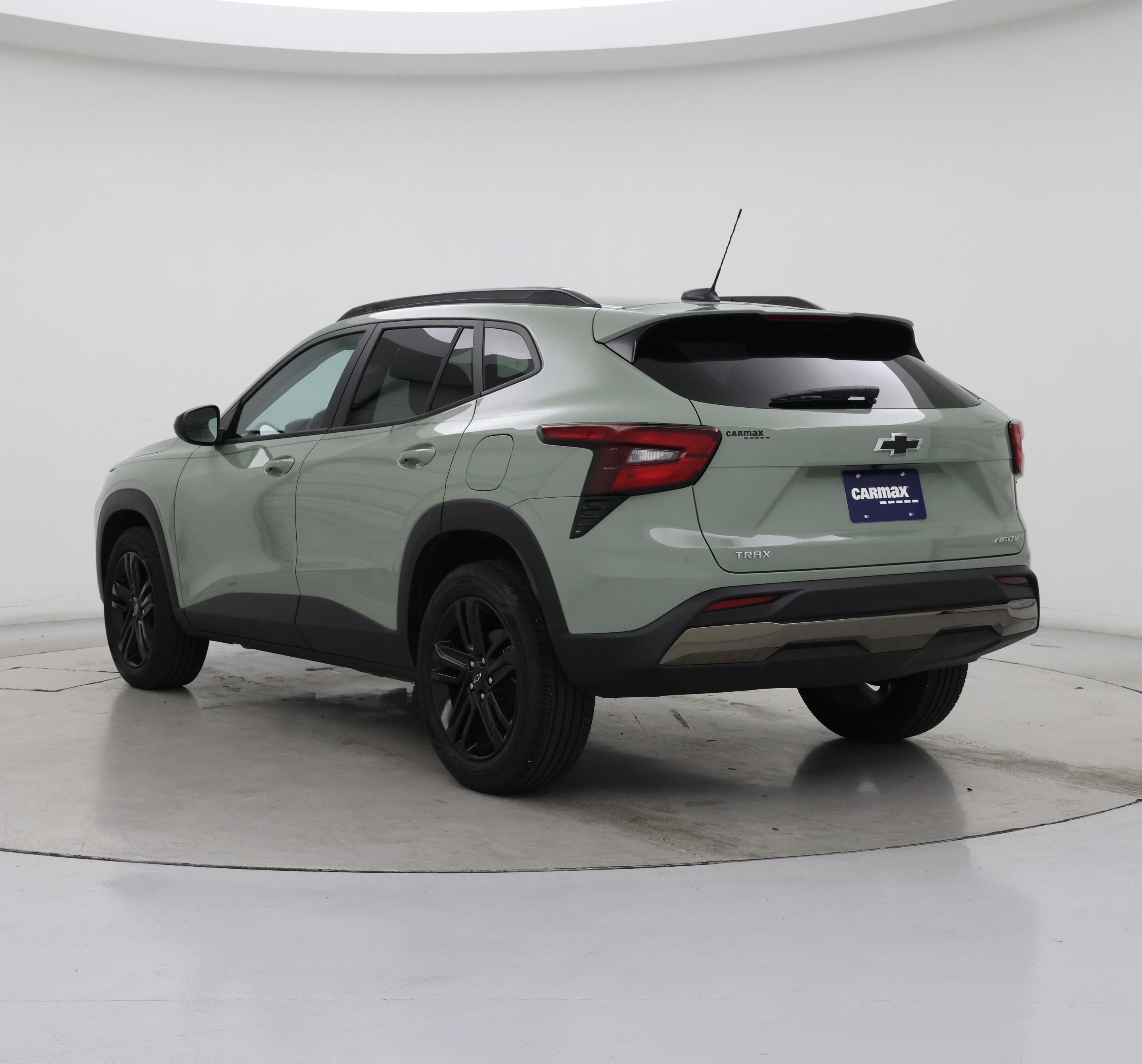 Thumbnail: 2024 Chevrolet Trax - 2