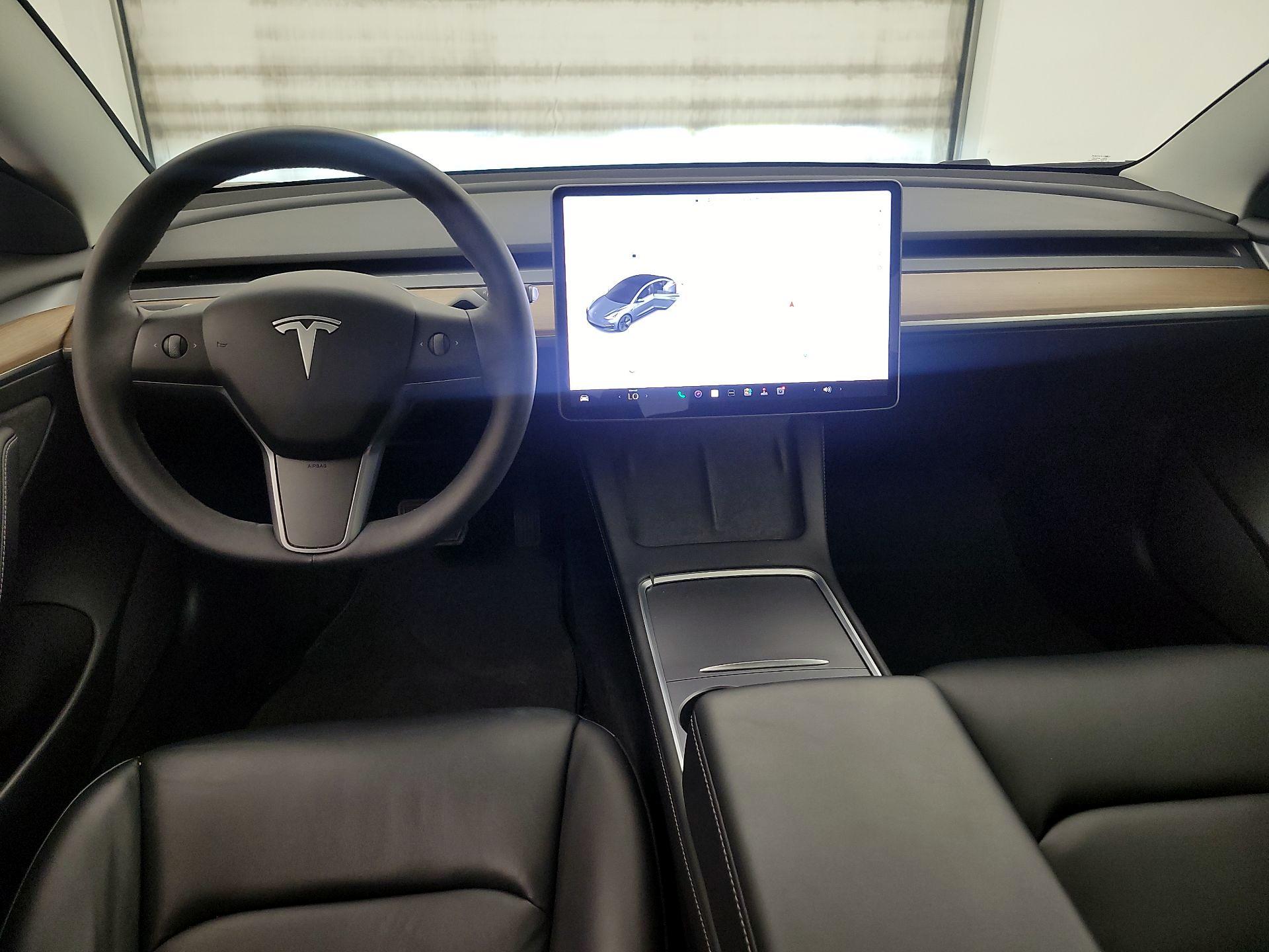 Thumbnail: 2021 Tesla Model 3 - 9