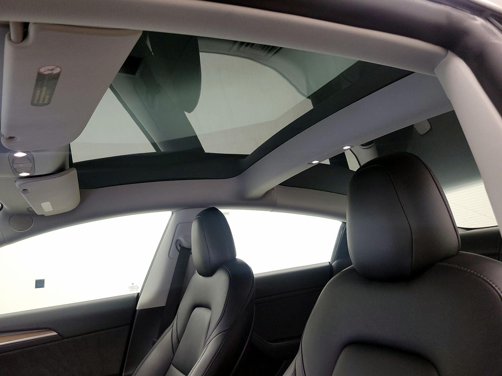 Thumbnail: 2021 Tesla Model 3 - 18