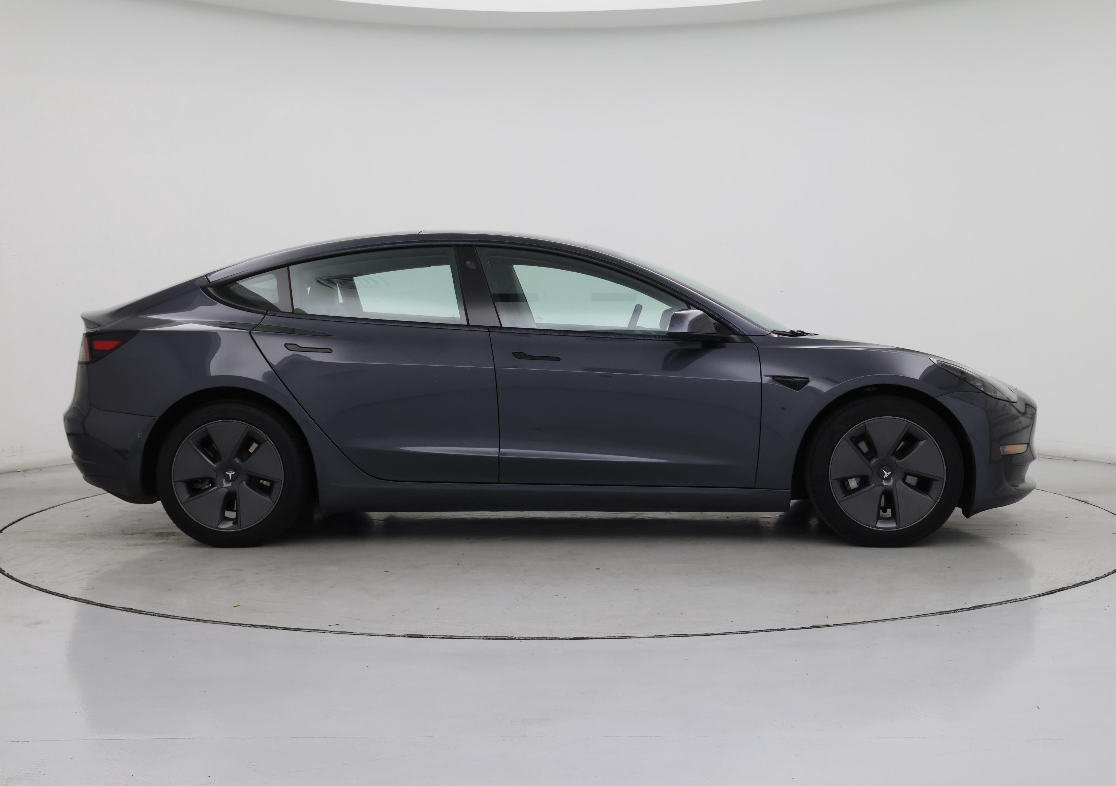 Thumbnail: 2021 Tesla Model 3 - 7