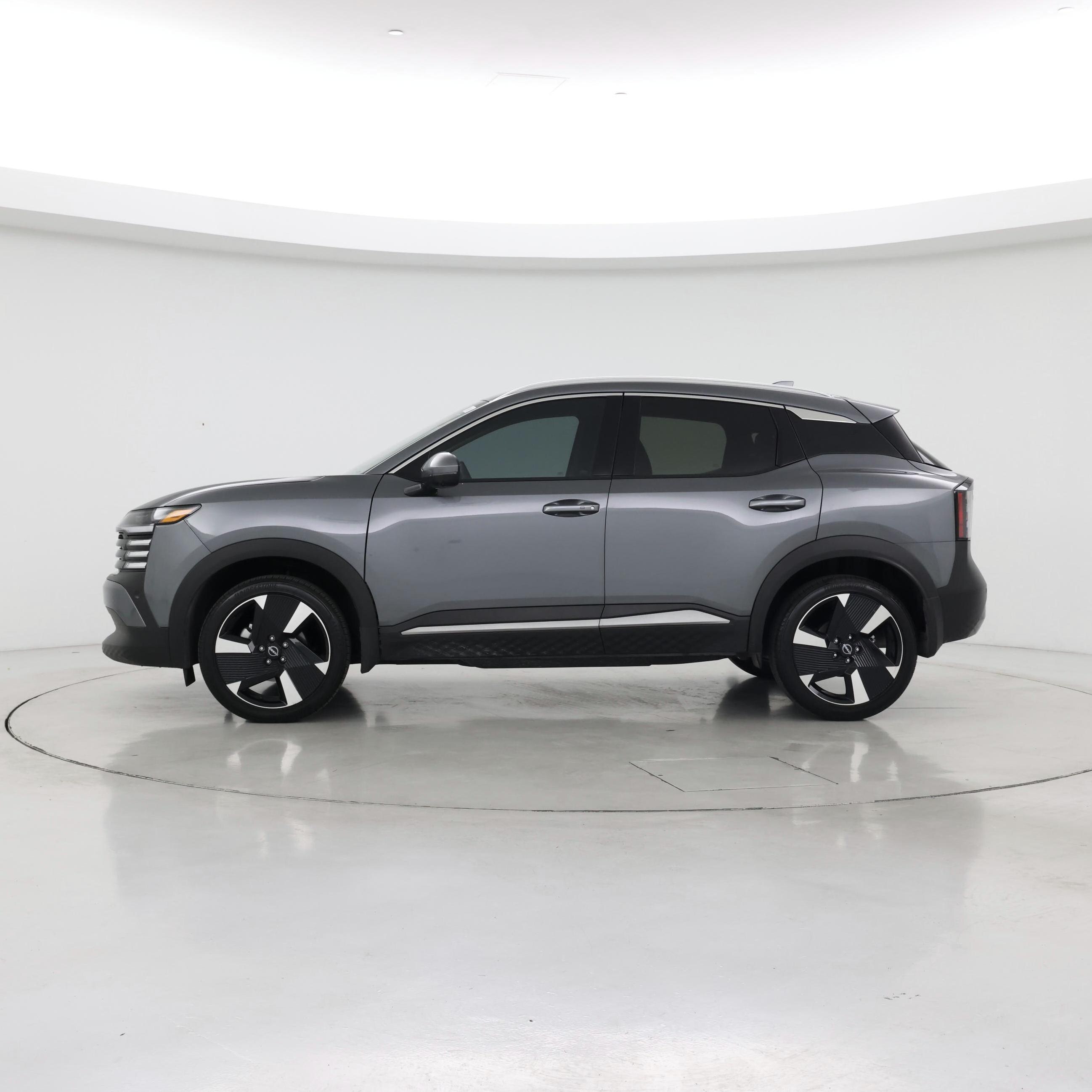 Thumbnail: 2025 Nissan Kicks - 3