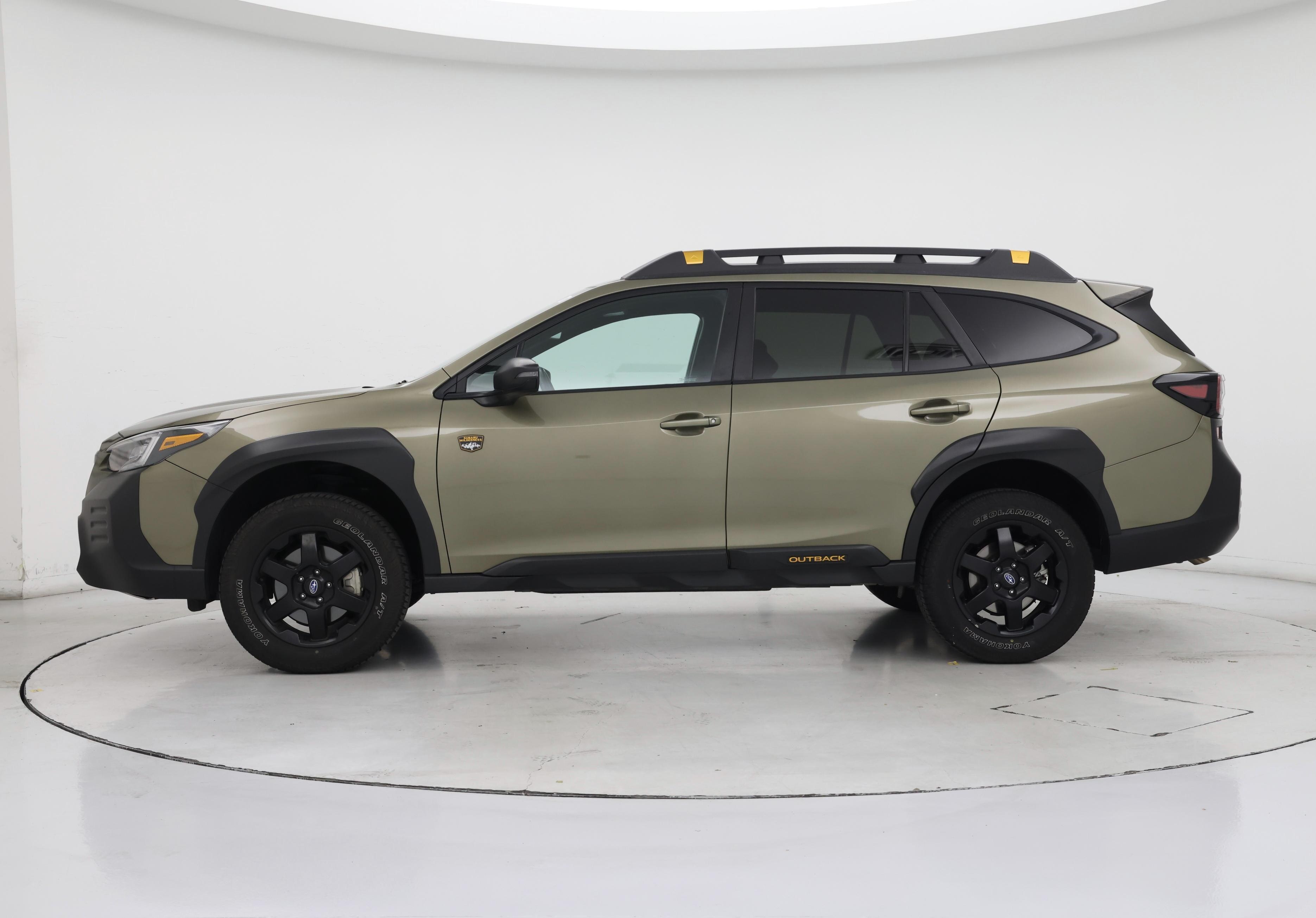 Thumbnail: 2022 Subaru Outback - 3