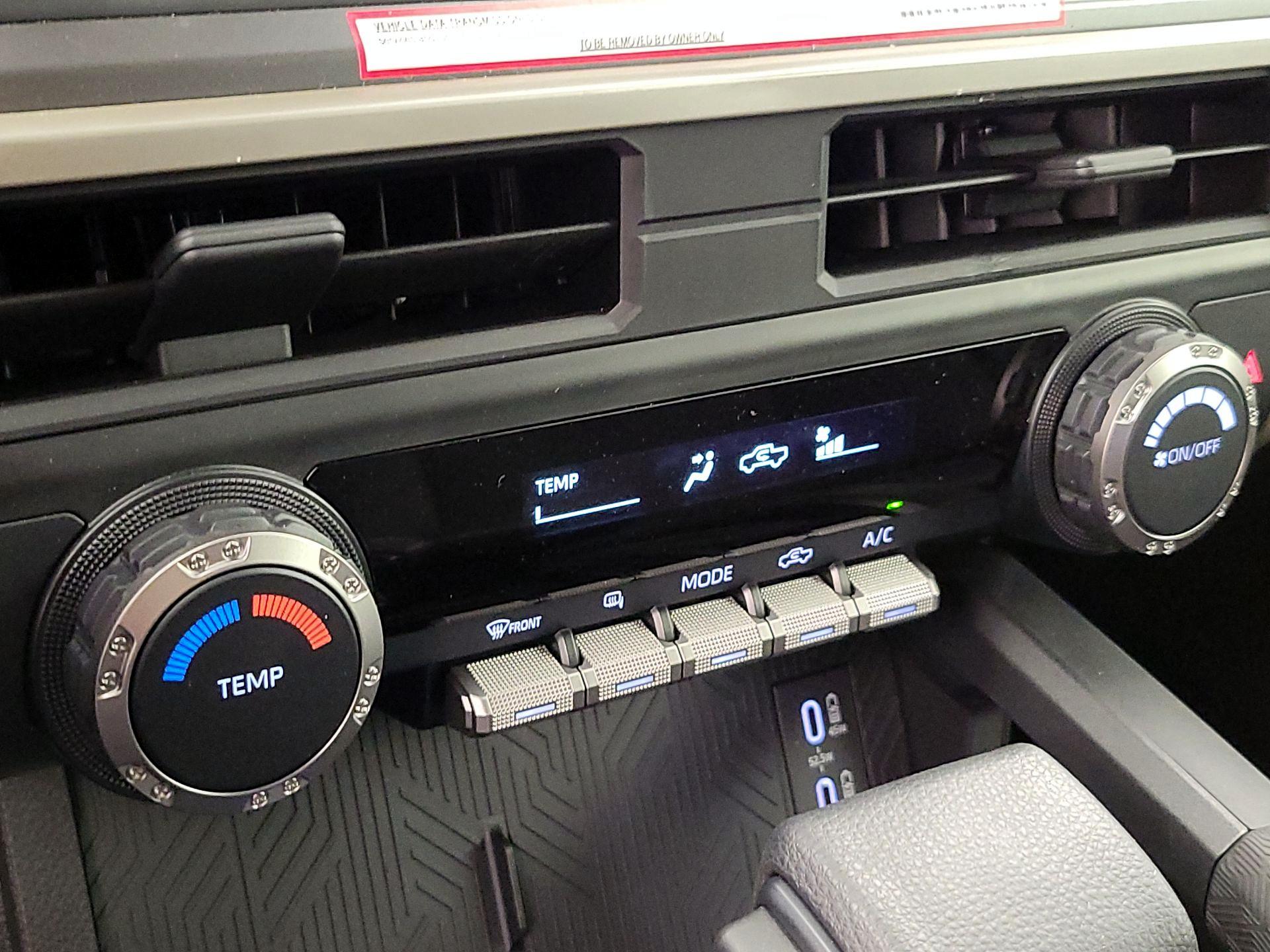 Thumbnail: 2024 Toyota Tacoma - 16