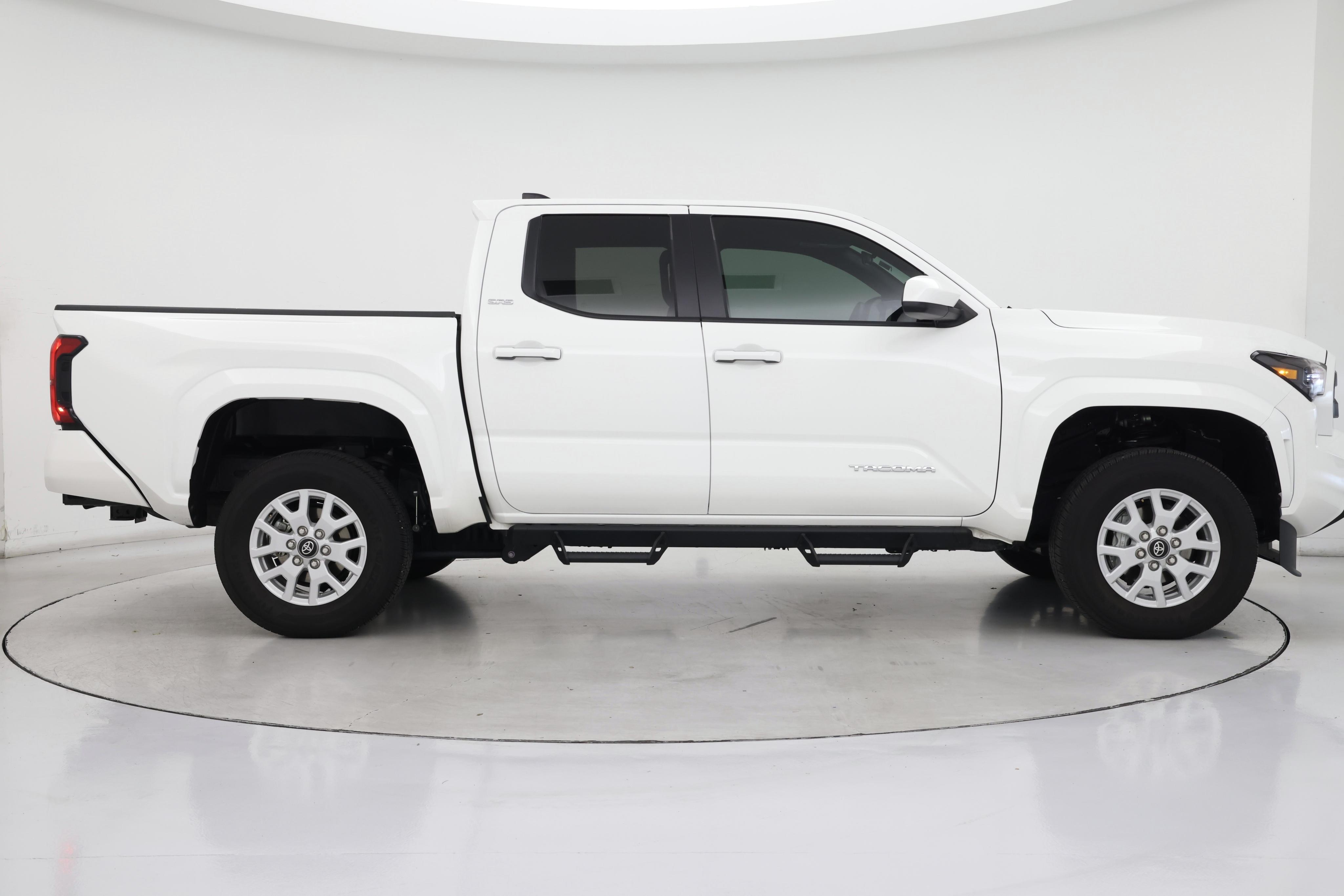 Thumbnail: 2024 Toyota Tacoma - 7