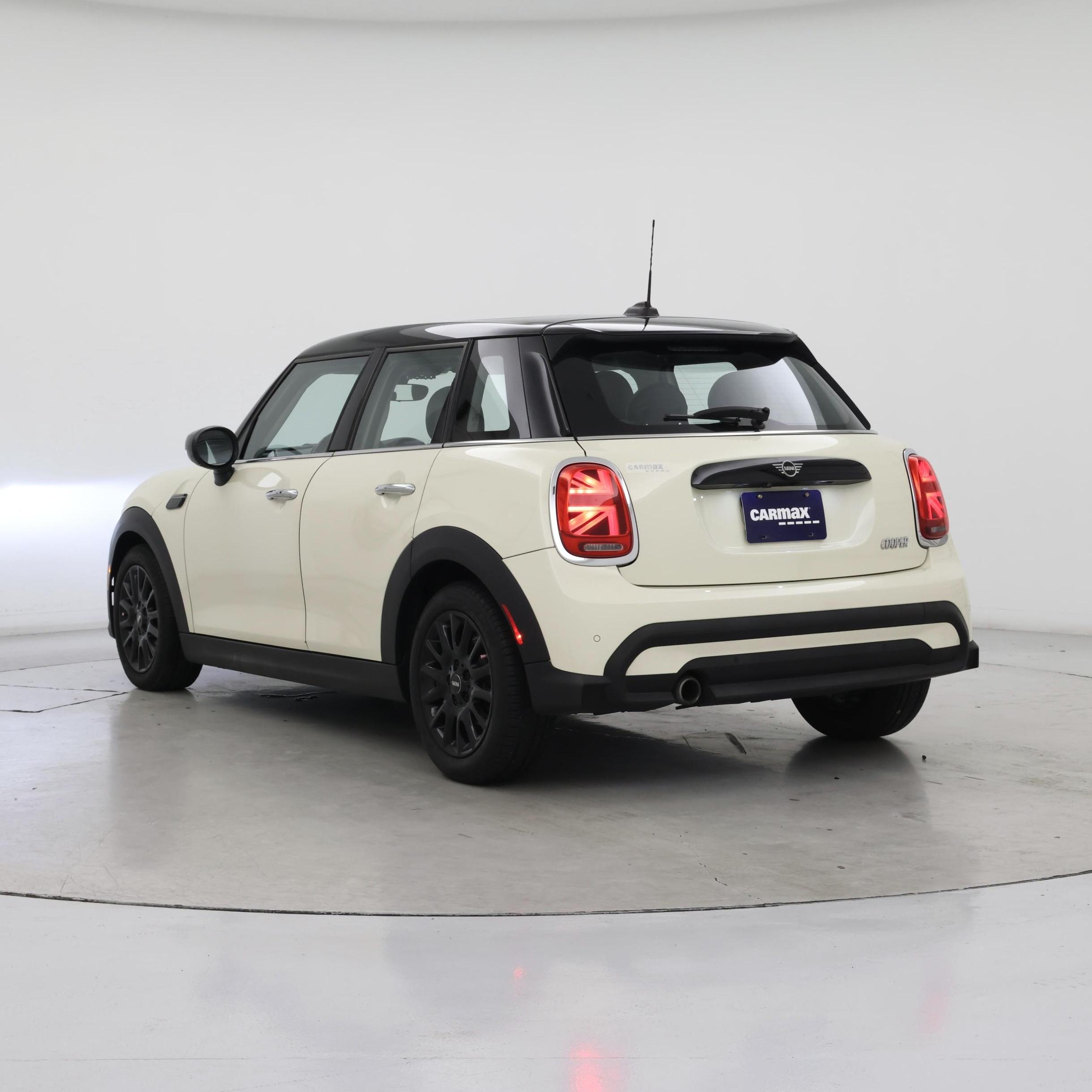 Thumbnail: 2022 MINI Cooper Hardtop - 2