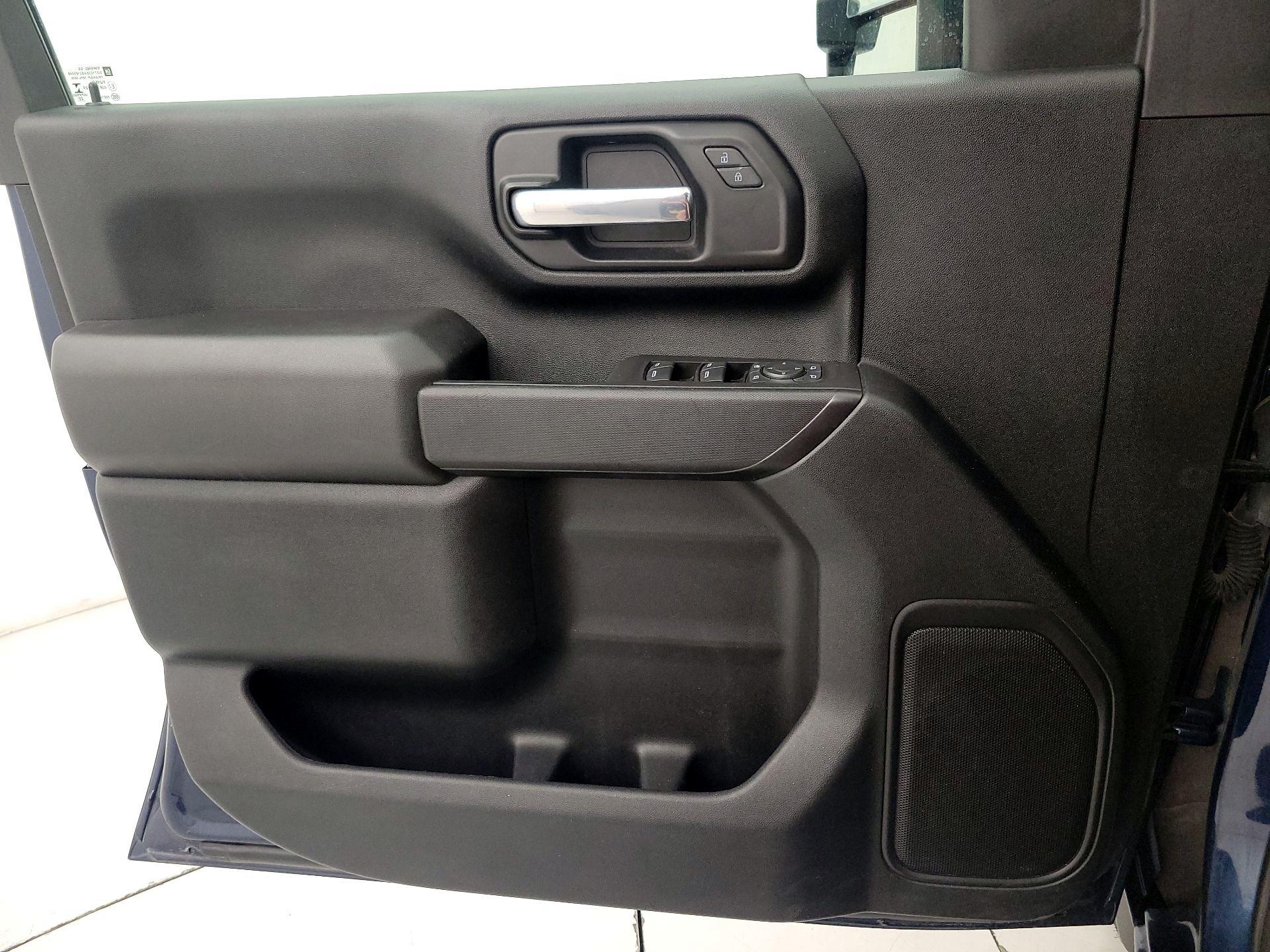 Thumbnail: 2021 Chevrolet Silverado 2500 - 12