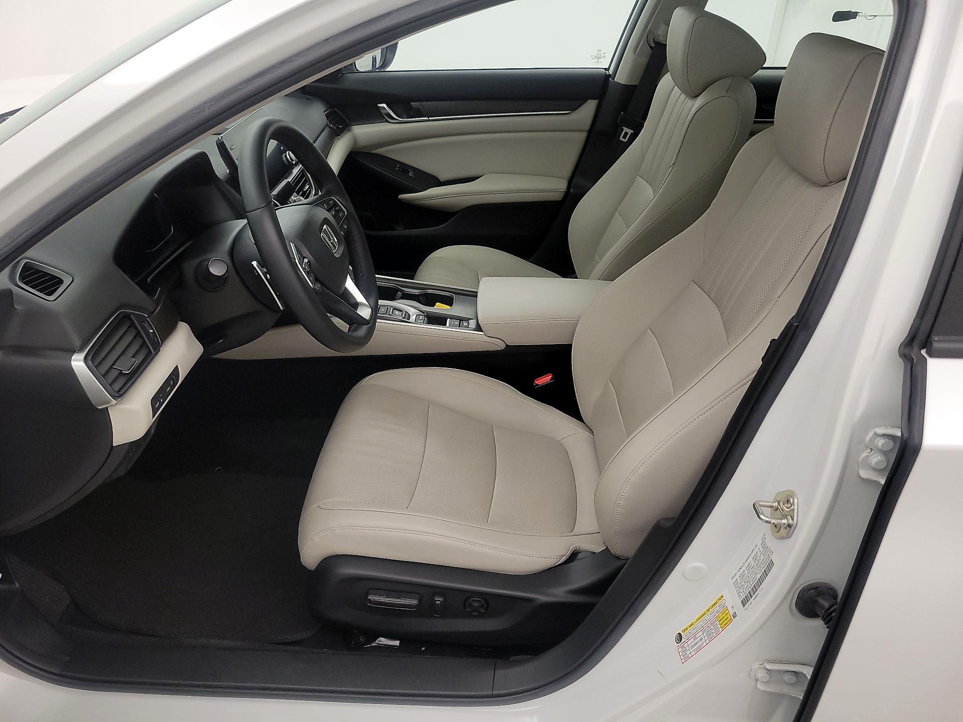 Thumbnail: 2019 Honda Accord - 11