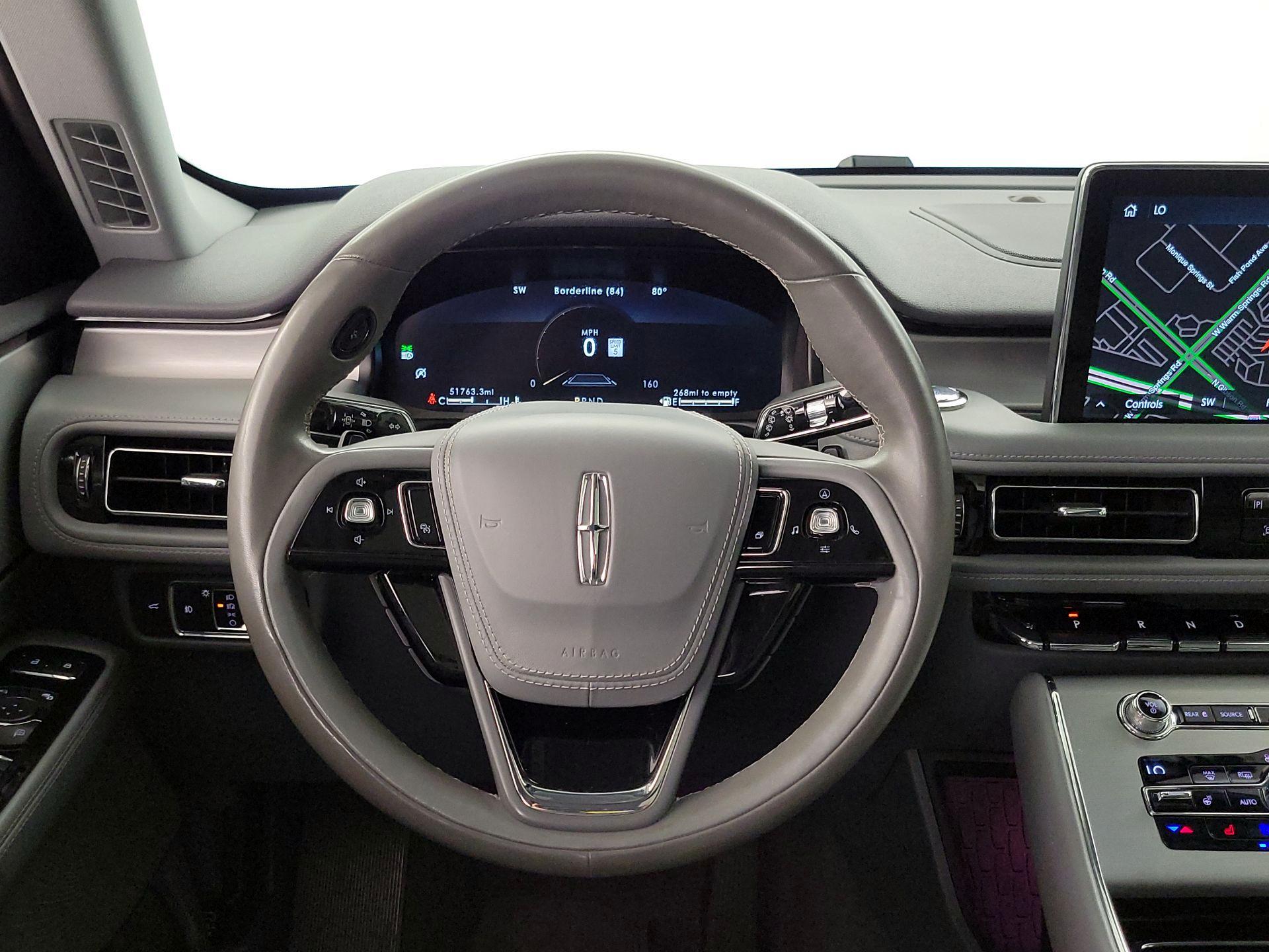 Thumbnail: 2020 Lincoln Aviator - 10