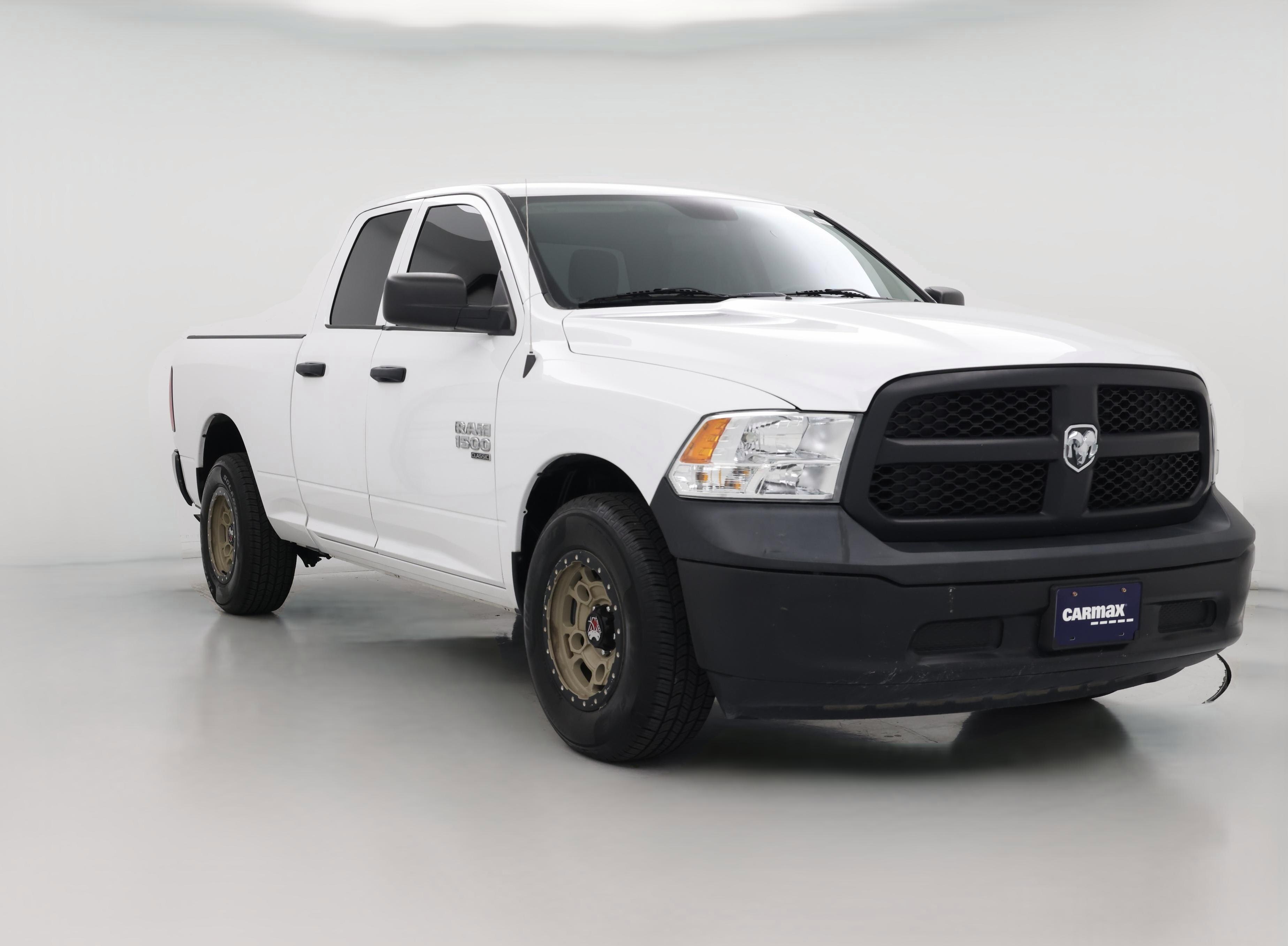 Thumbnail: 2021 RAM 1500 Classic - 1