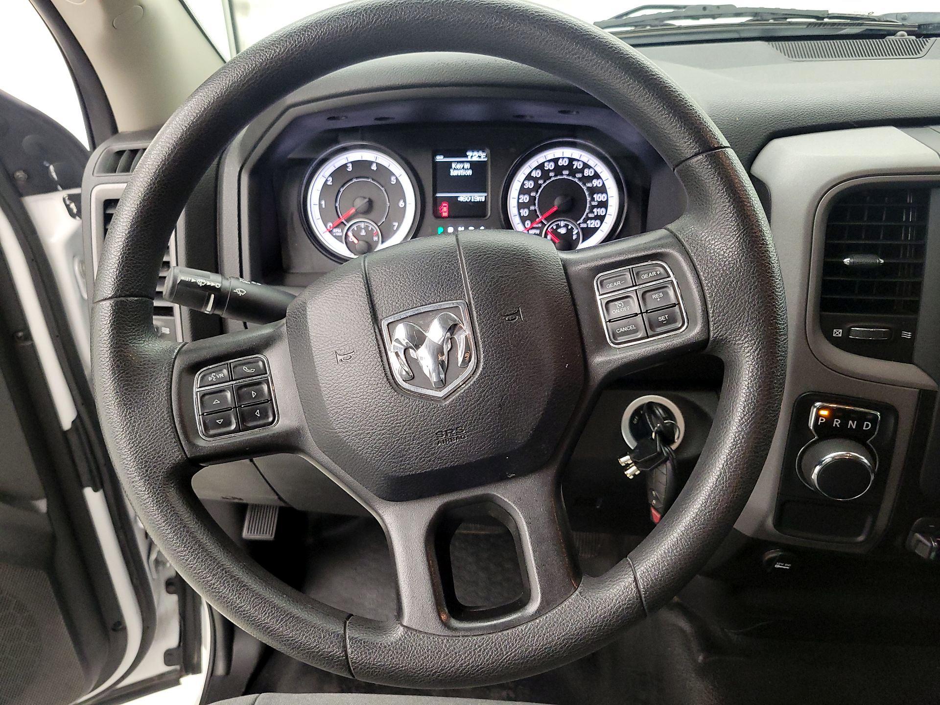 Thumbnail: 2021 RAM 1500 Classic - 10