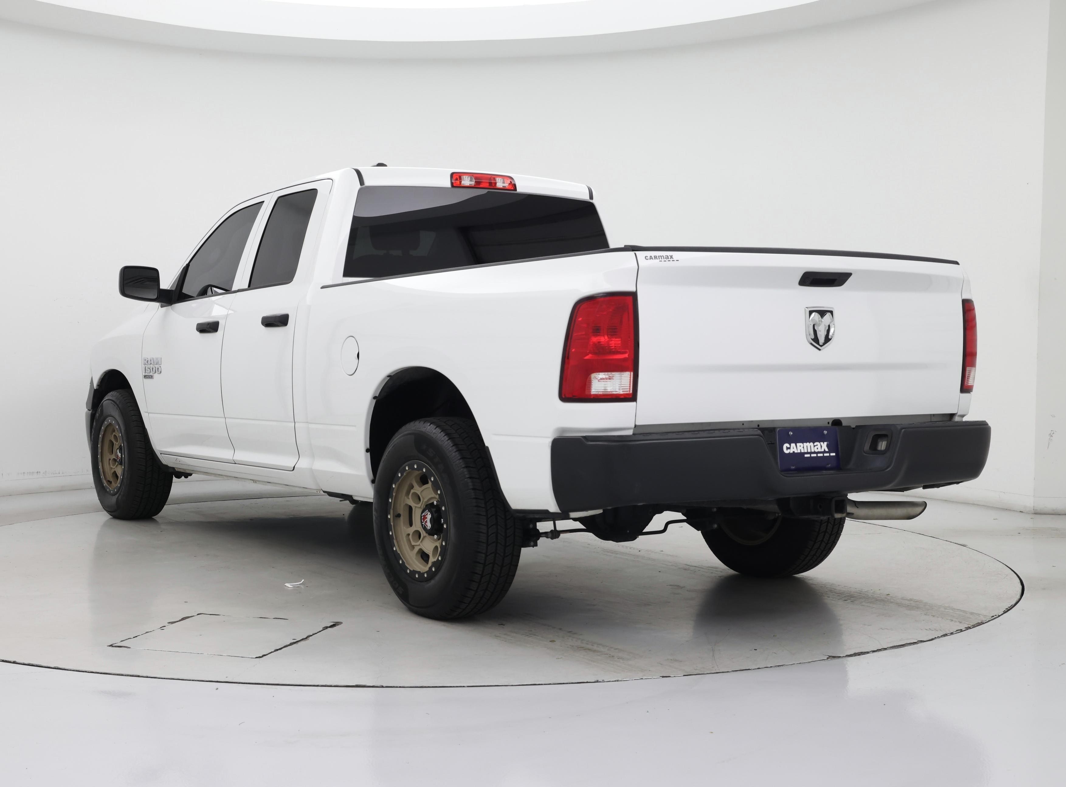 Thumbnail: 2021 RAM 1500 Classic - 2
