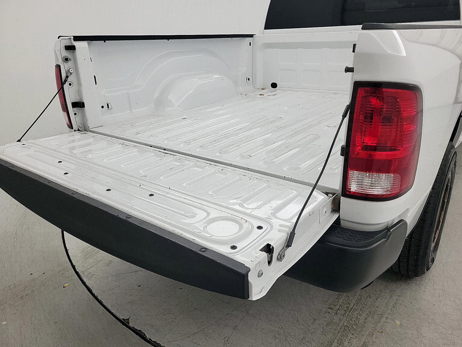 Thumbnail: 2021 RAM 1500 Classic - 20