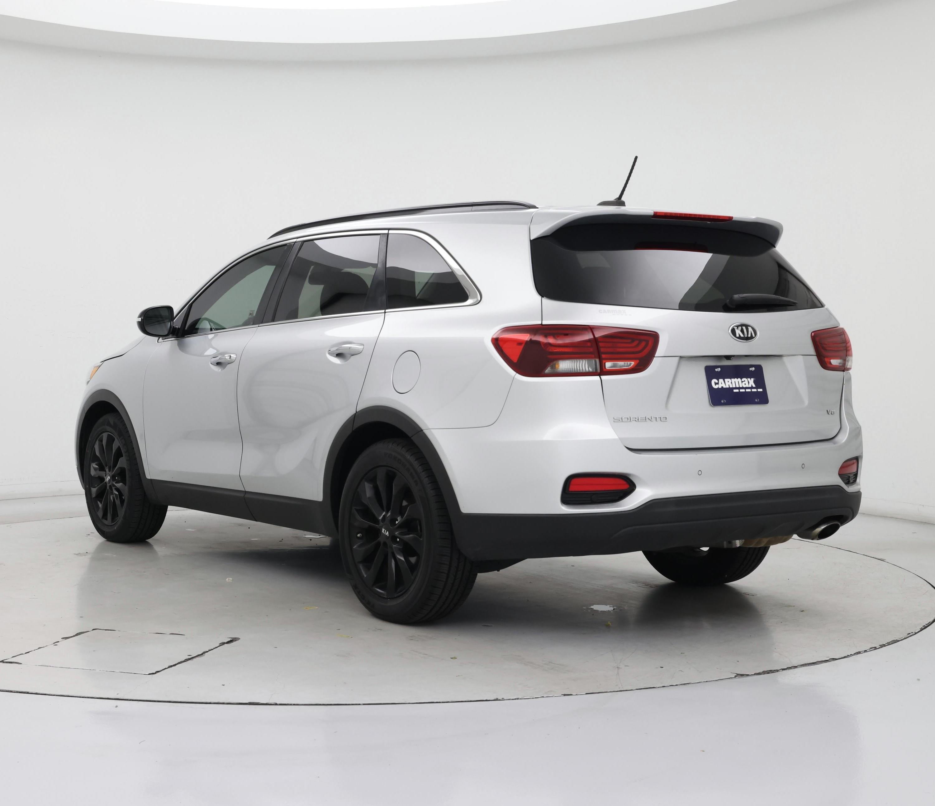 Thumbnail: 2019 Kia Sorento - 2