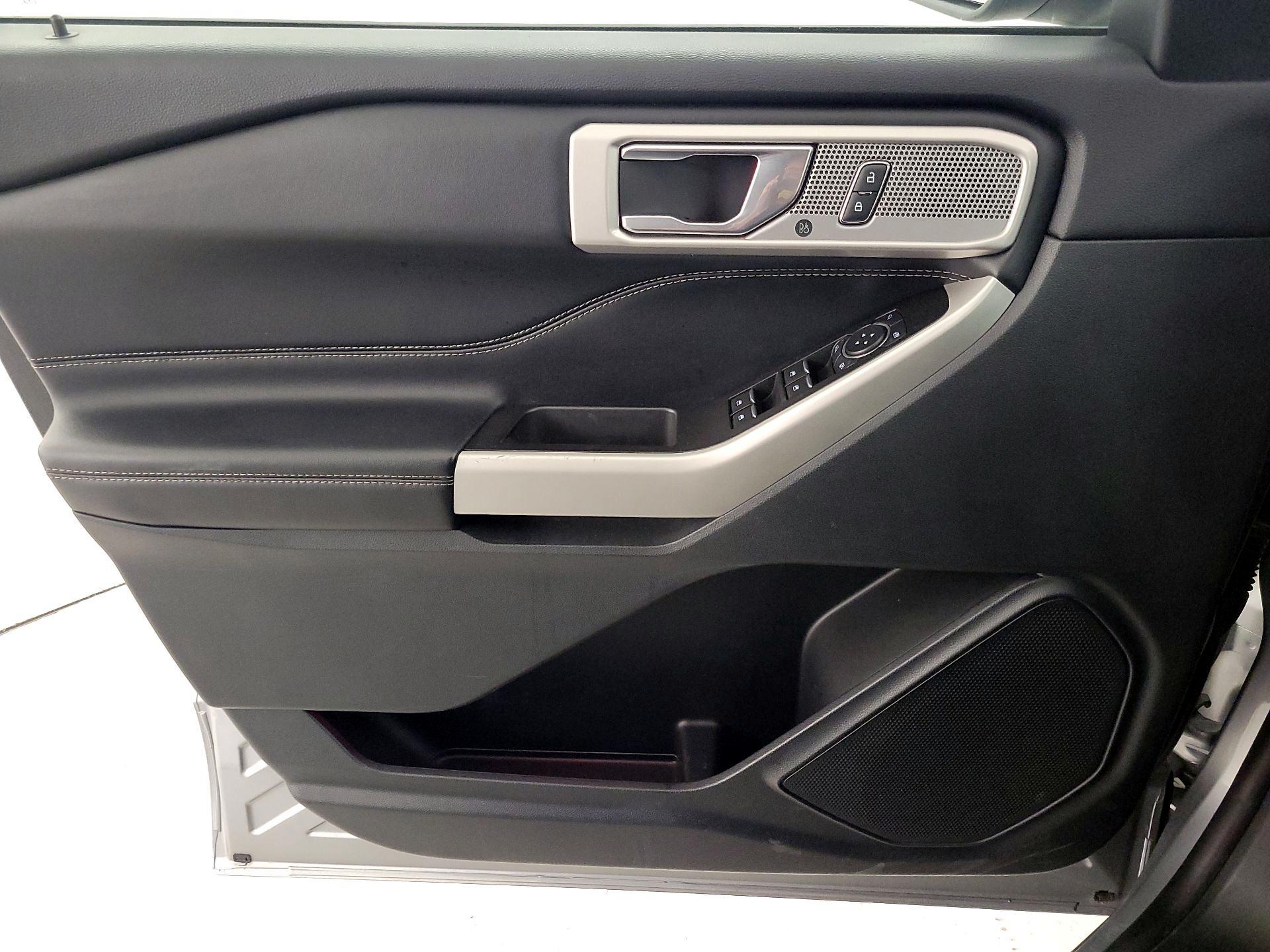 Thumbnail: 2022 Ford Explorer - 12