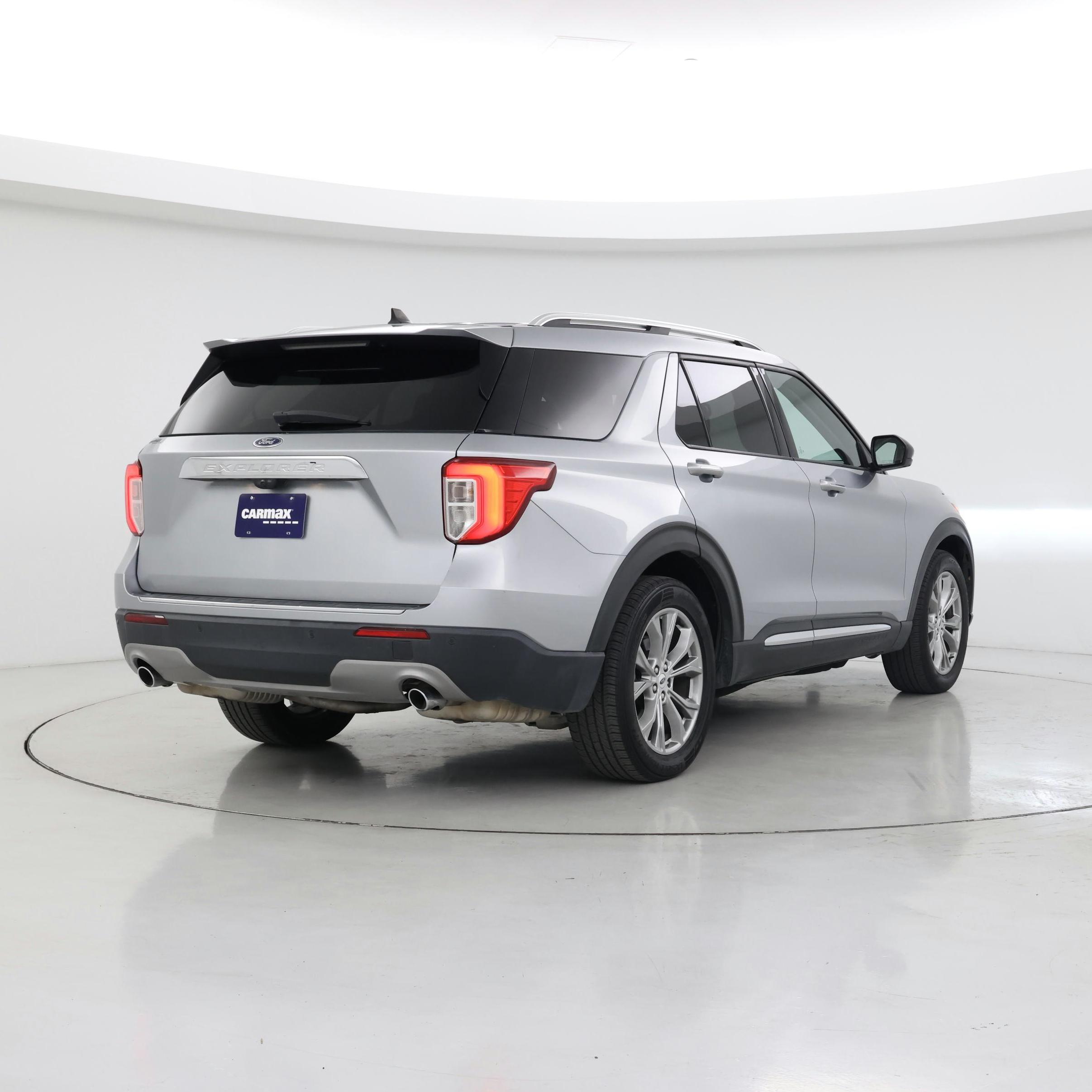 Thumbnail: 2022 Ford Explorer - 8