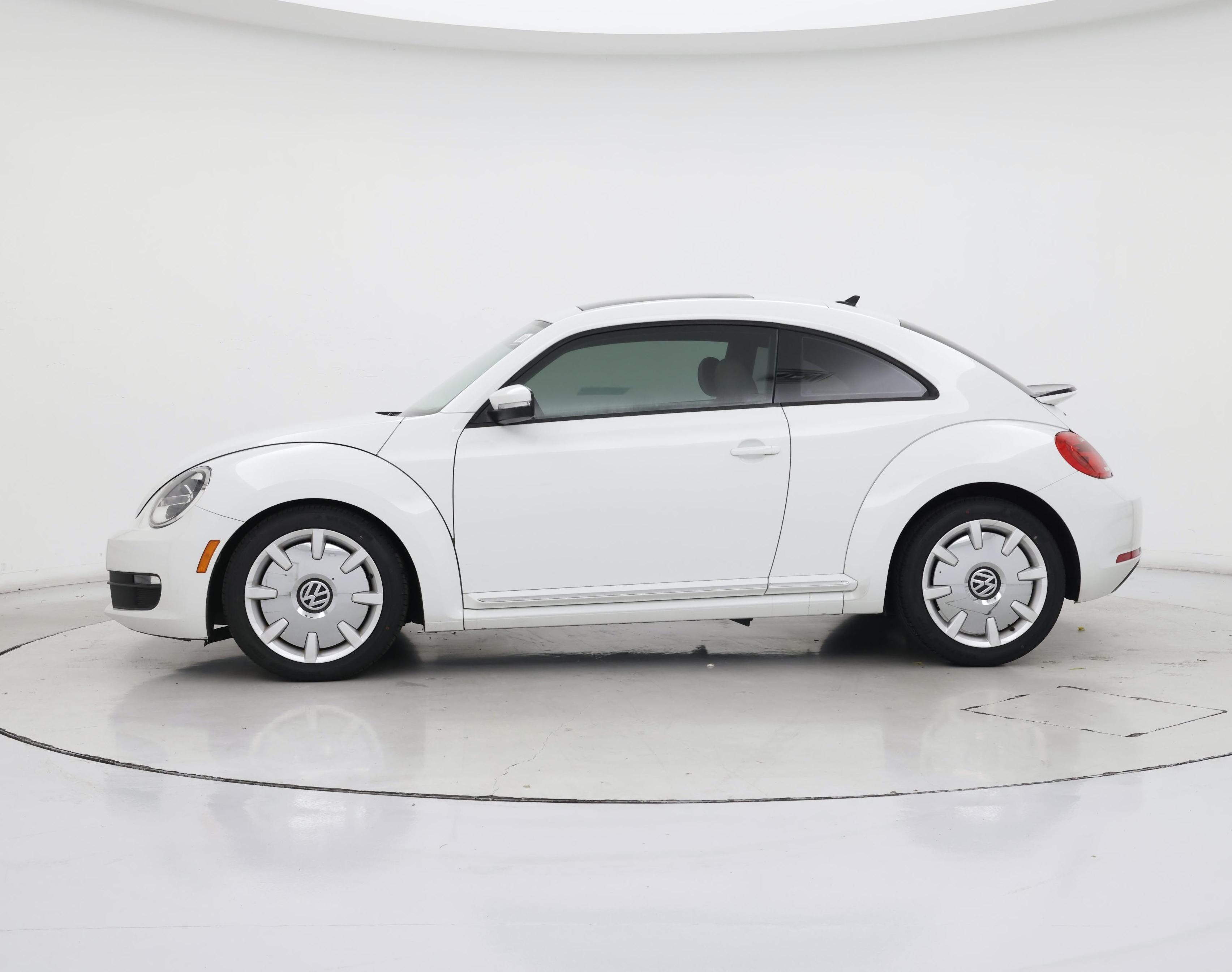 Thumbnail: 2016 Volkswagen Beetle - 3
