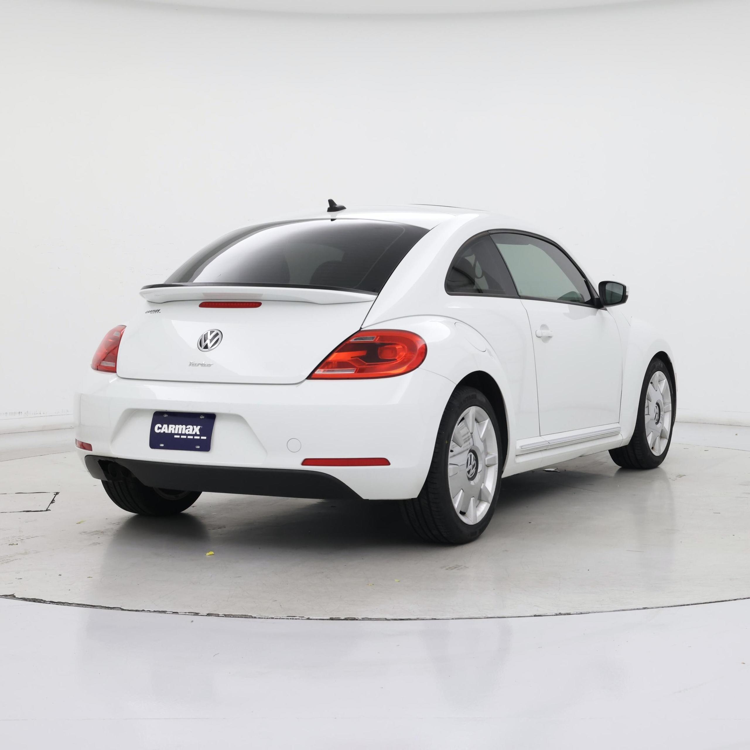 Thumbnail: 2016 Volkswagen Beetle - 8