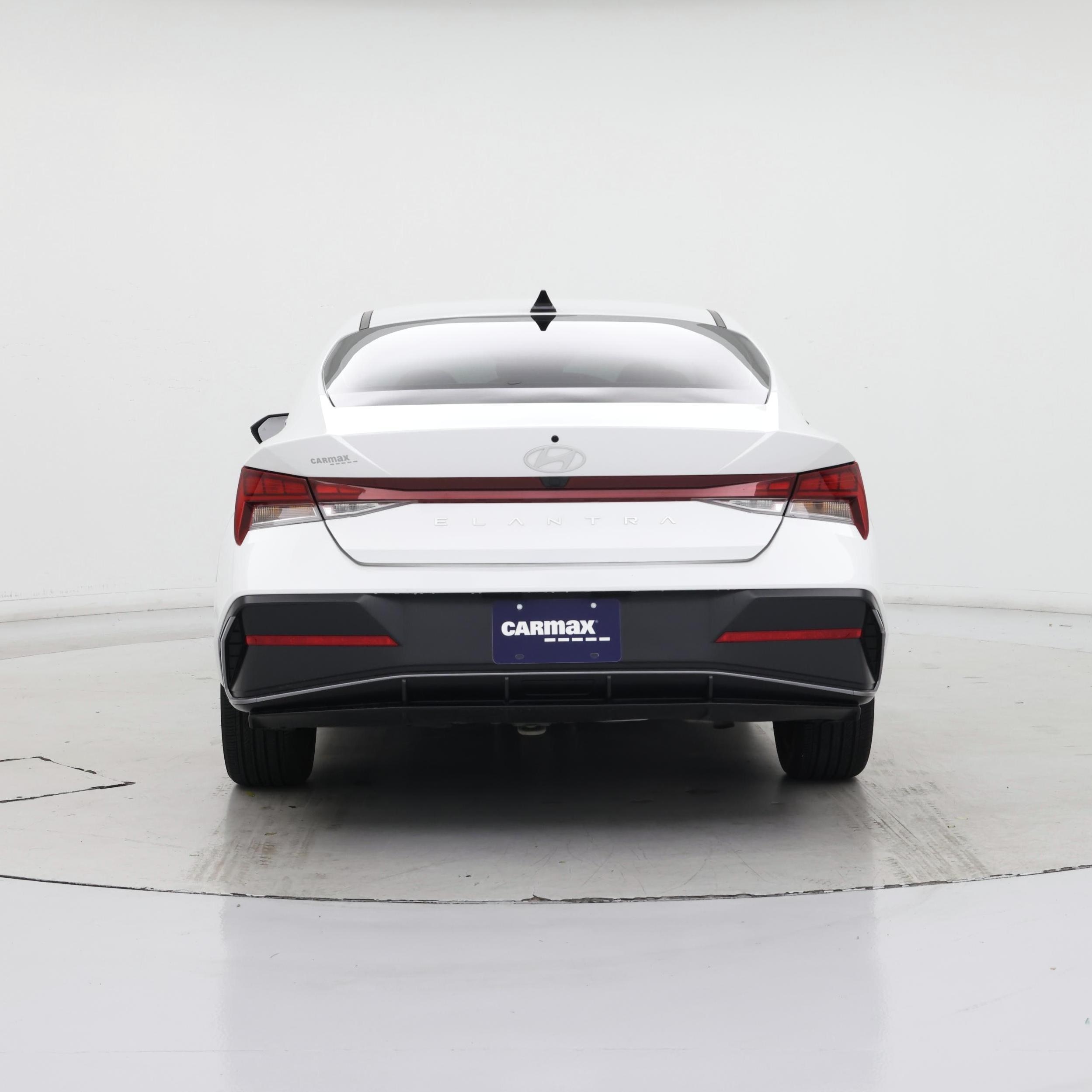 Thumbnail: 2024 Hyundai Elantra - 6