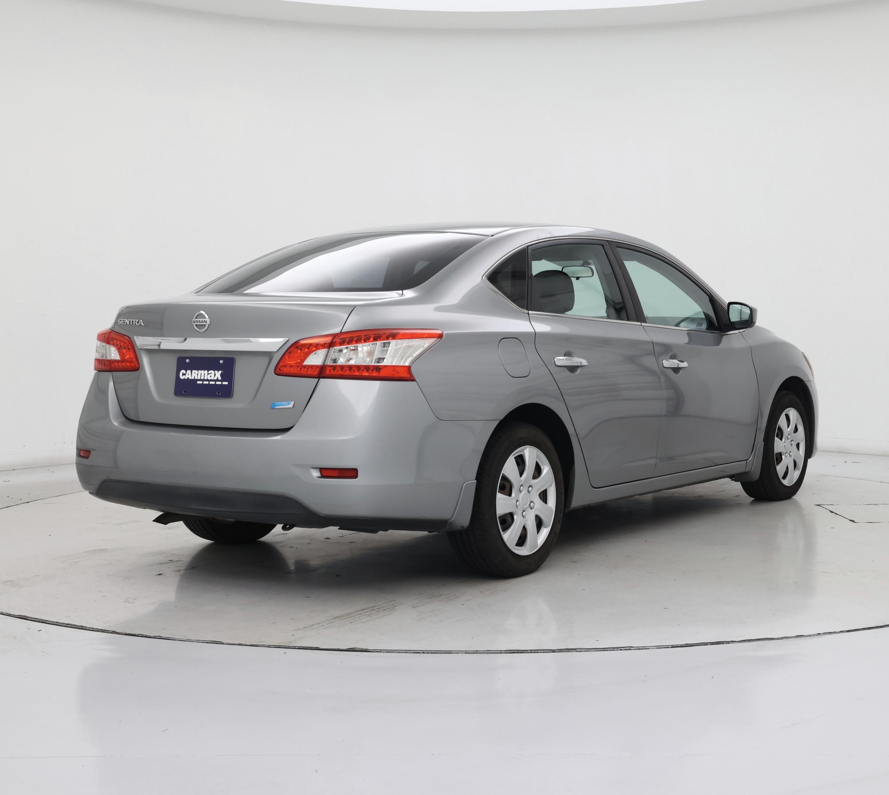 Thumbnail: 2014 Nissan Sentra - 8