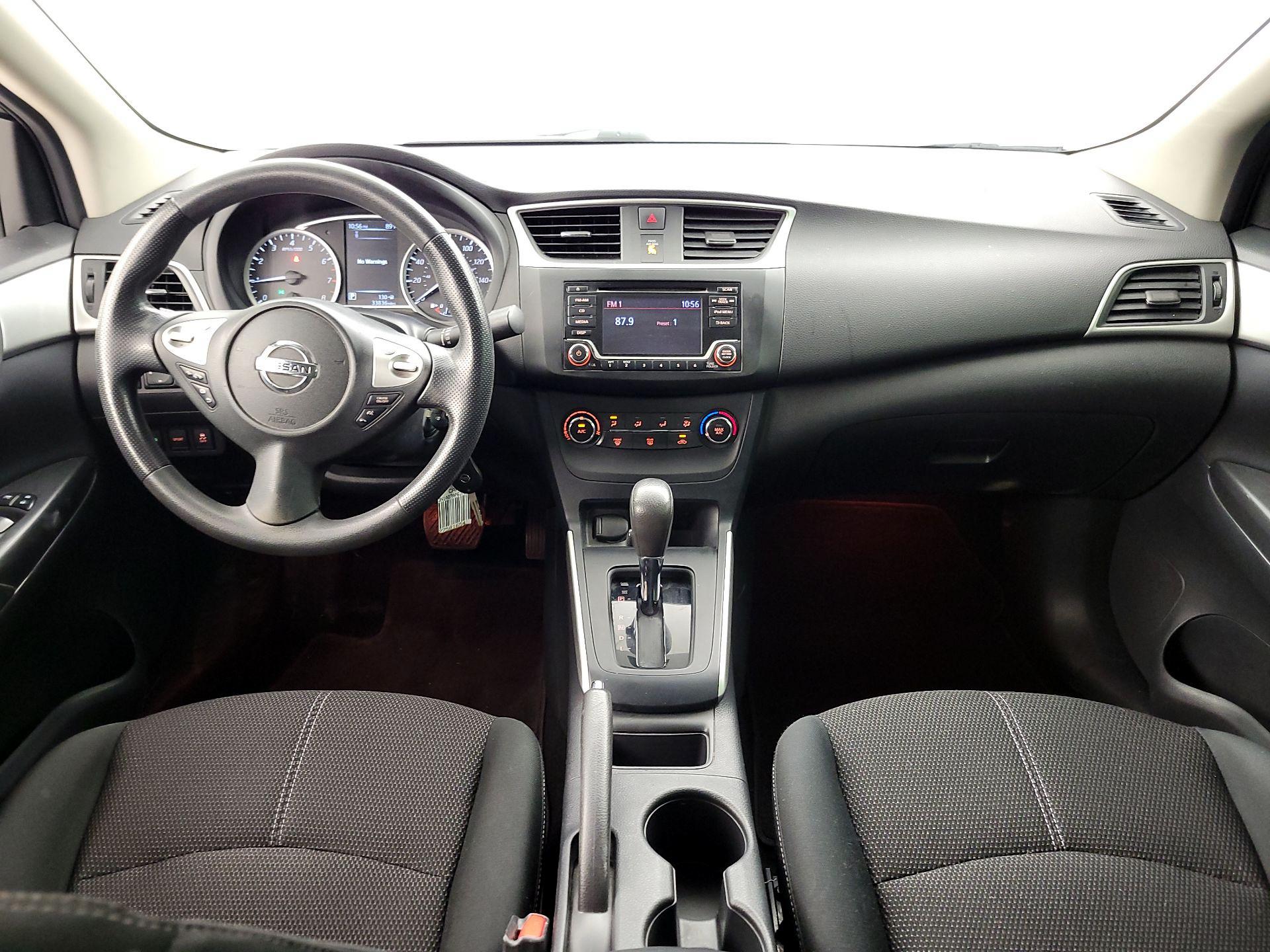 Thumbnail: 2018 Nissan Sentra - 9
