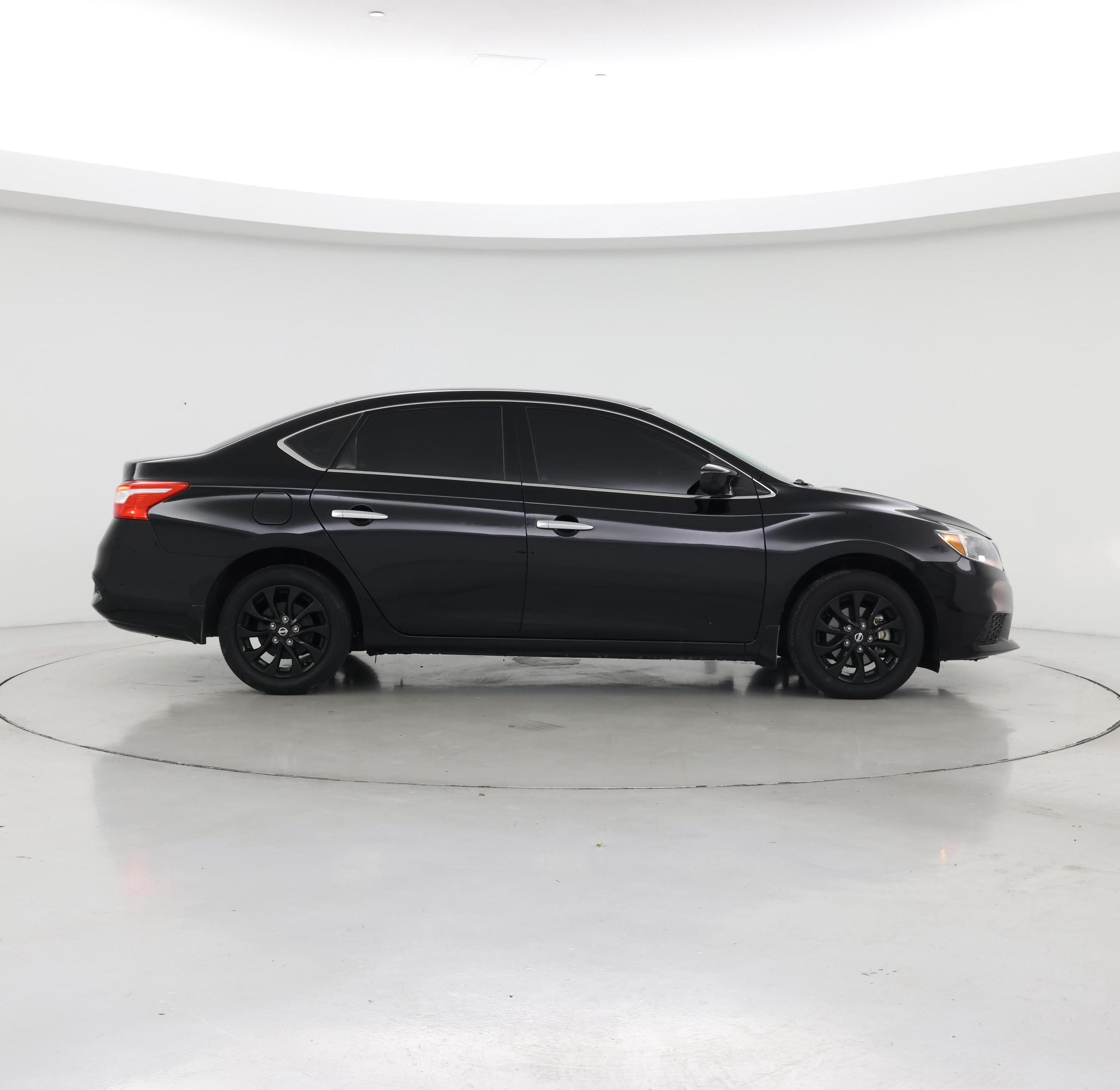 Thumbnail: 2018 Nissan Sentra - 7