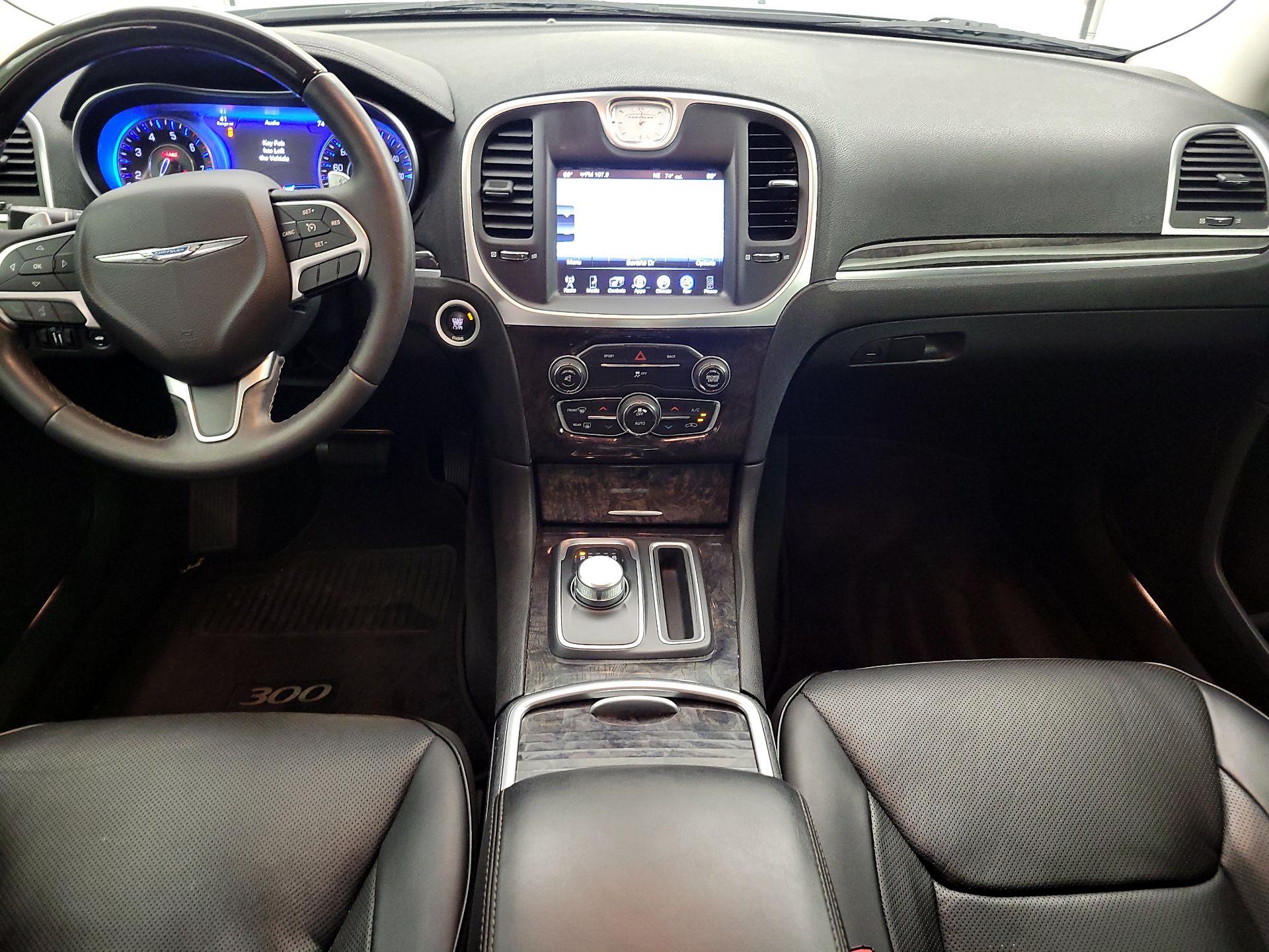 Thumbnail: 2015 Chrysler 300 - 9