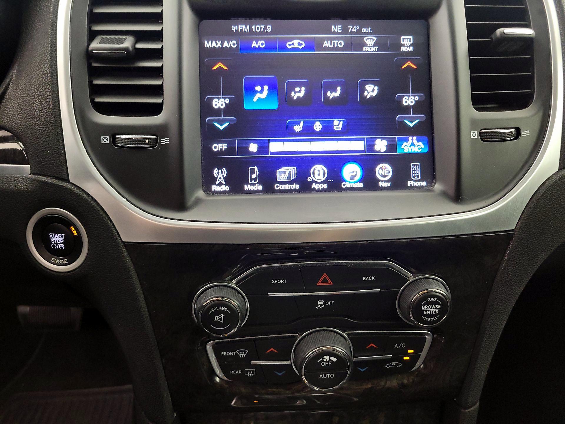 Thumbnail: 2015 Chrysler 300 - 17