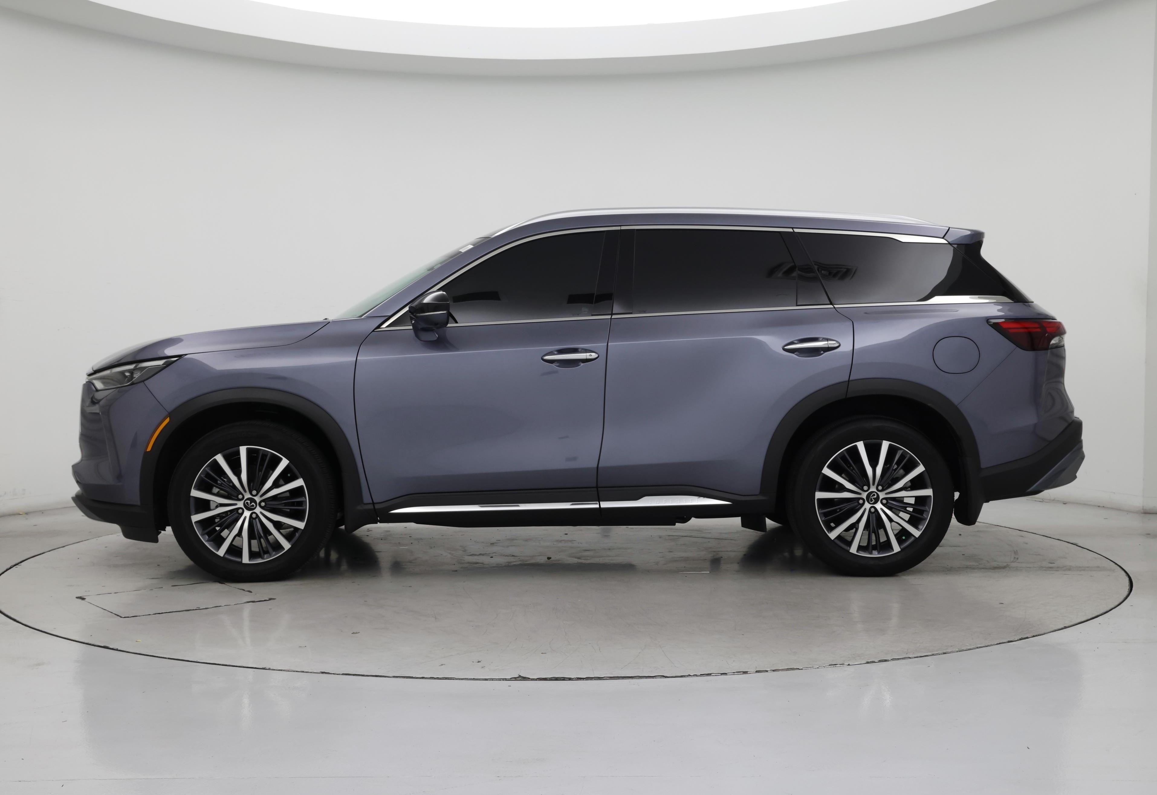 Thumbnail: 2023 INFINITI QX60 - 3