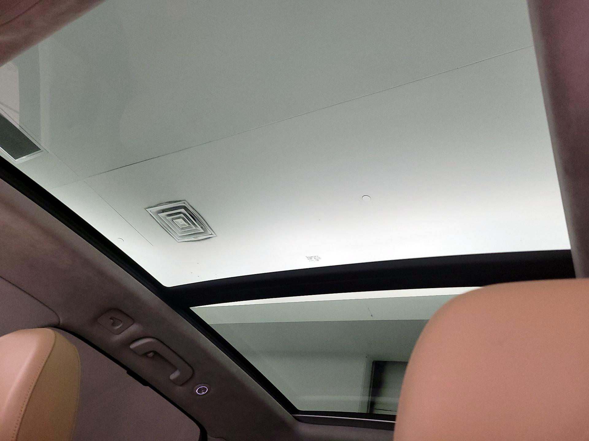 Thumbnail: 2021 Audi Q7 - 20