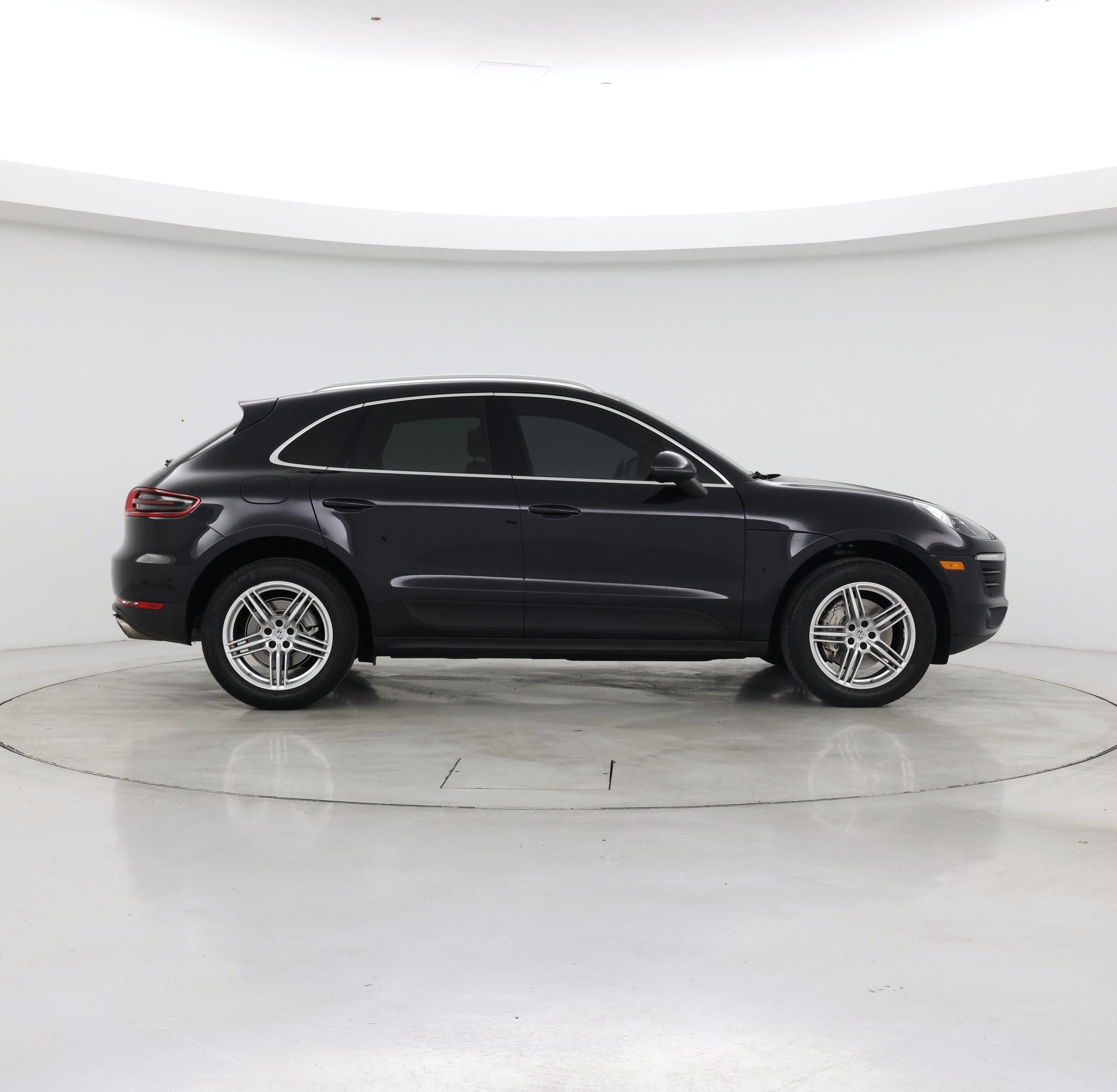 Thumbnail: 2018 Porsche Macan - 7