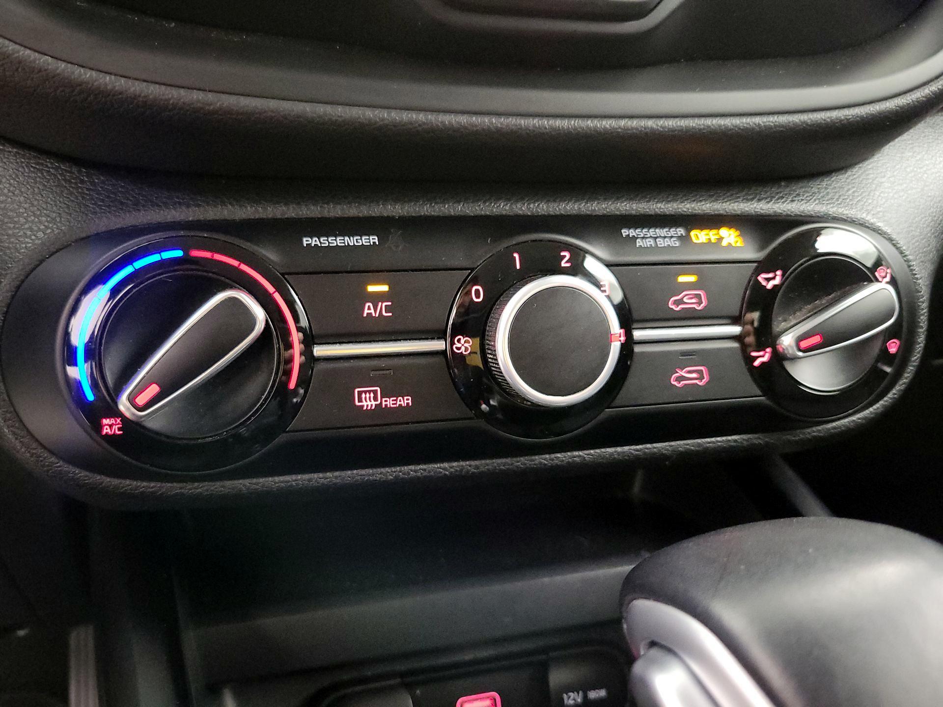 Thumbnail: 2021 Kia Soul - 16