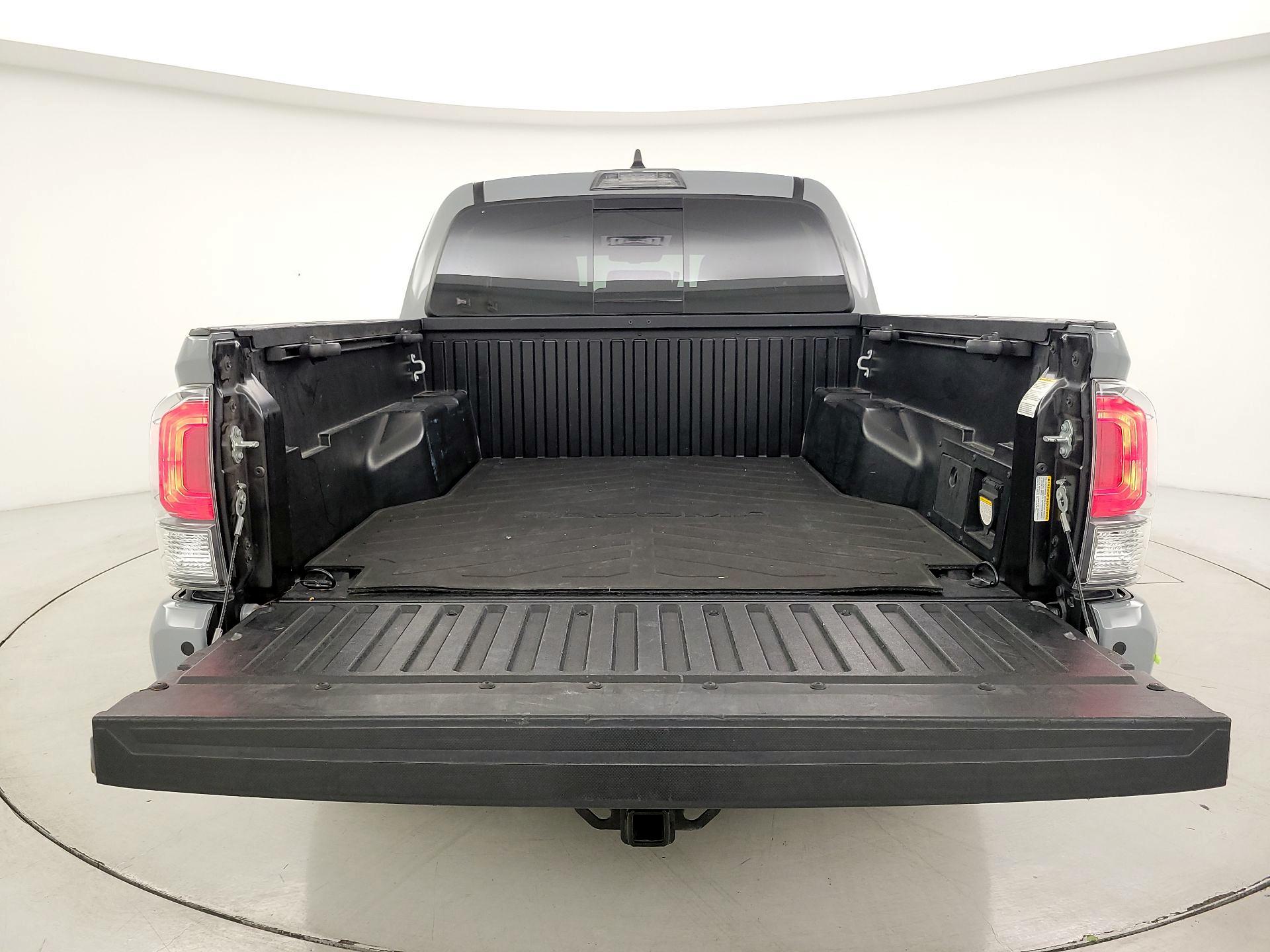 Thumbnail: 2021 Toyota Tacoma - 20