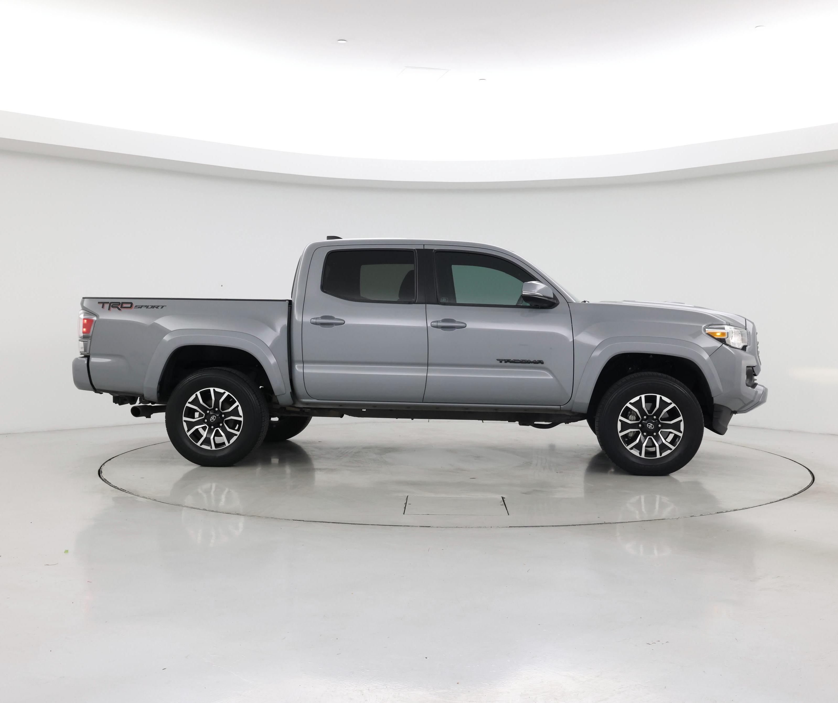Thumbnail: 2021 Toyota Tacoma - 7
